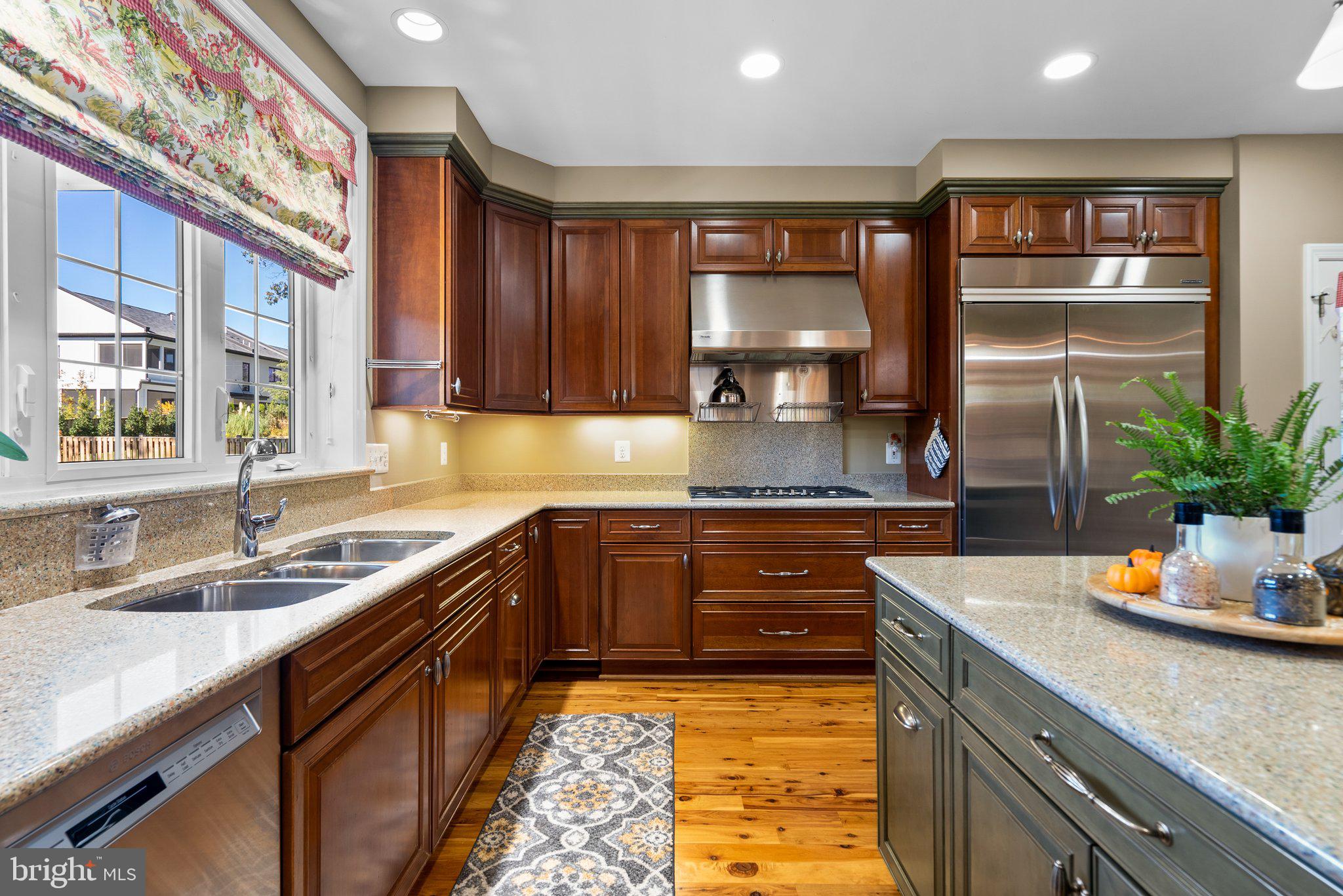 BROOKHAVEN - Residential