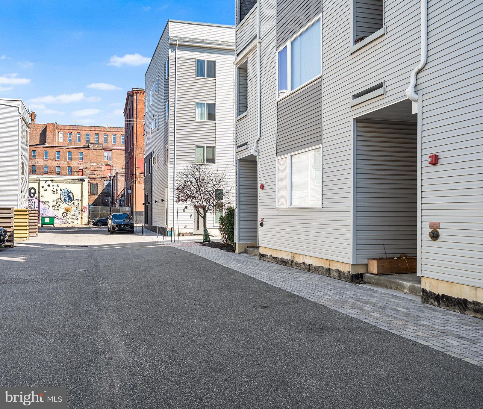 LUDLOW - Residential