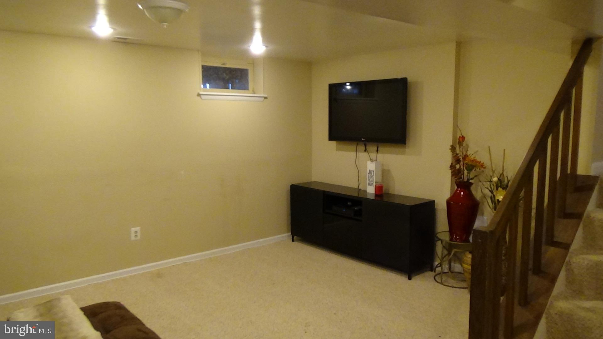 ASHFORD - Residential Lease