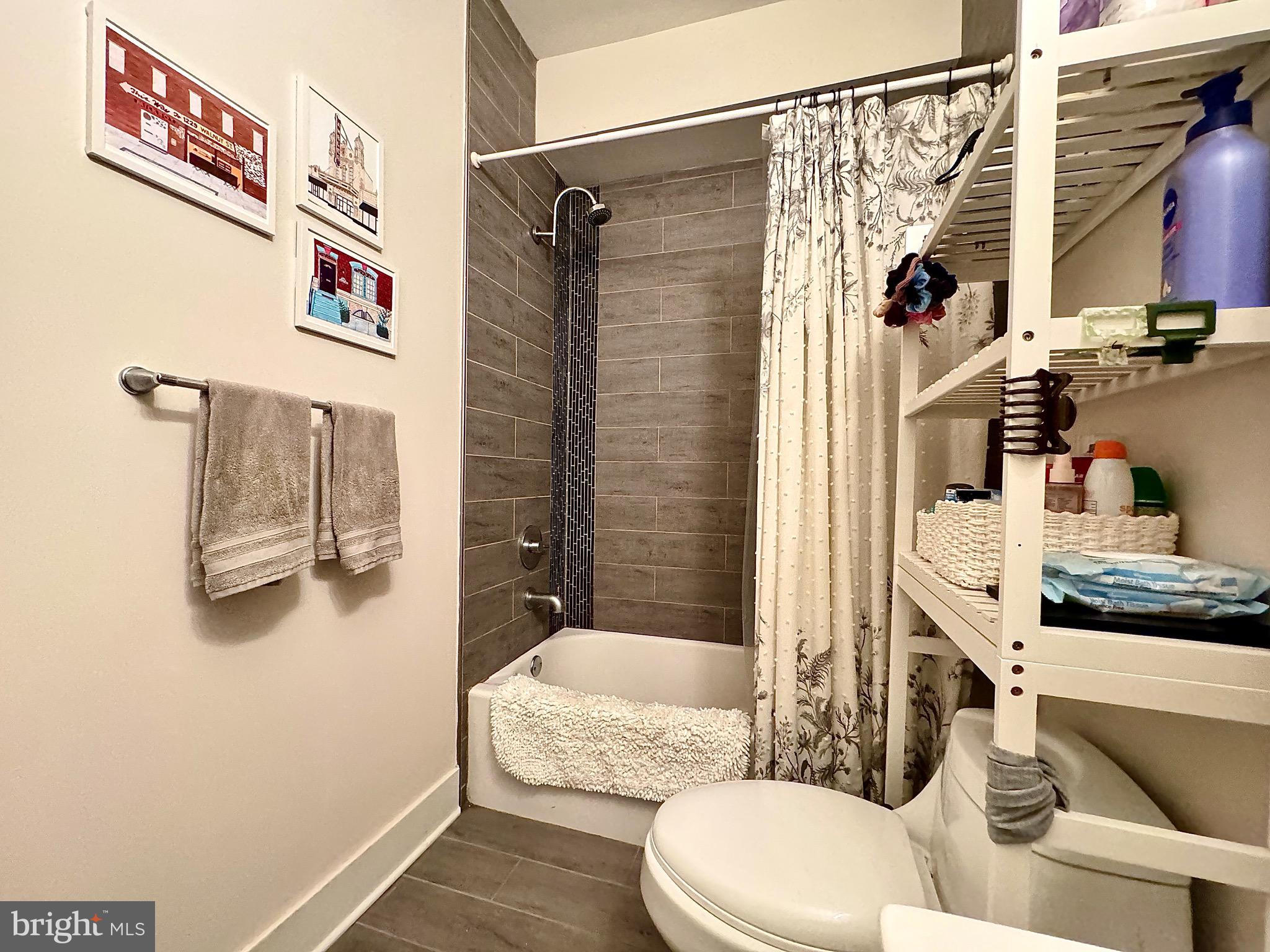 FAIRMOUNT - Residential Income