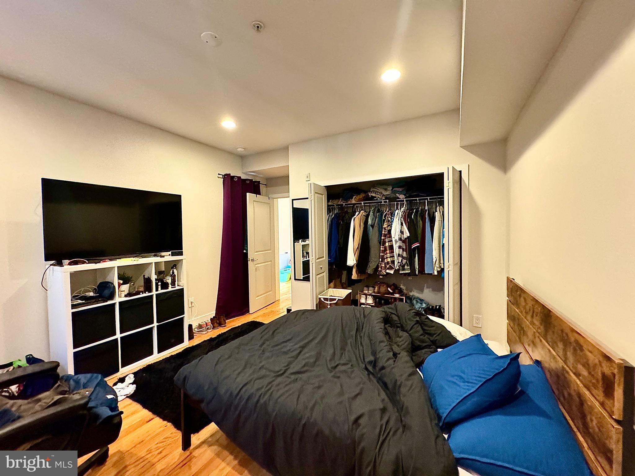 FAIRMOUNT - Residential Income