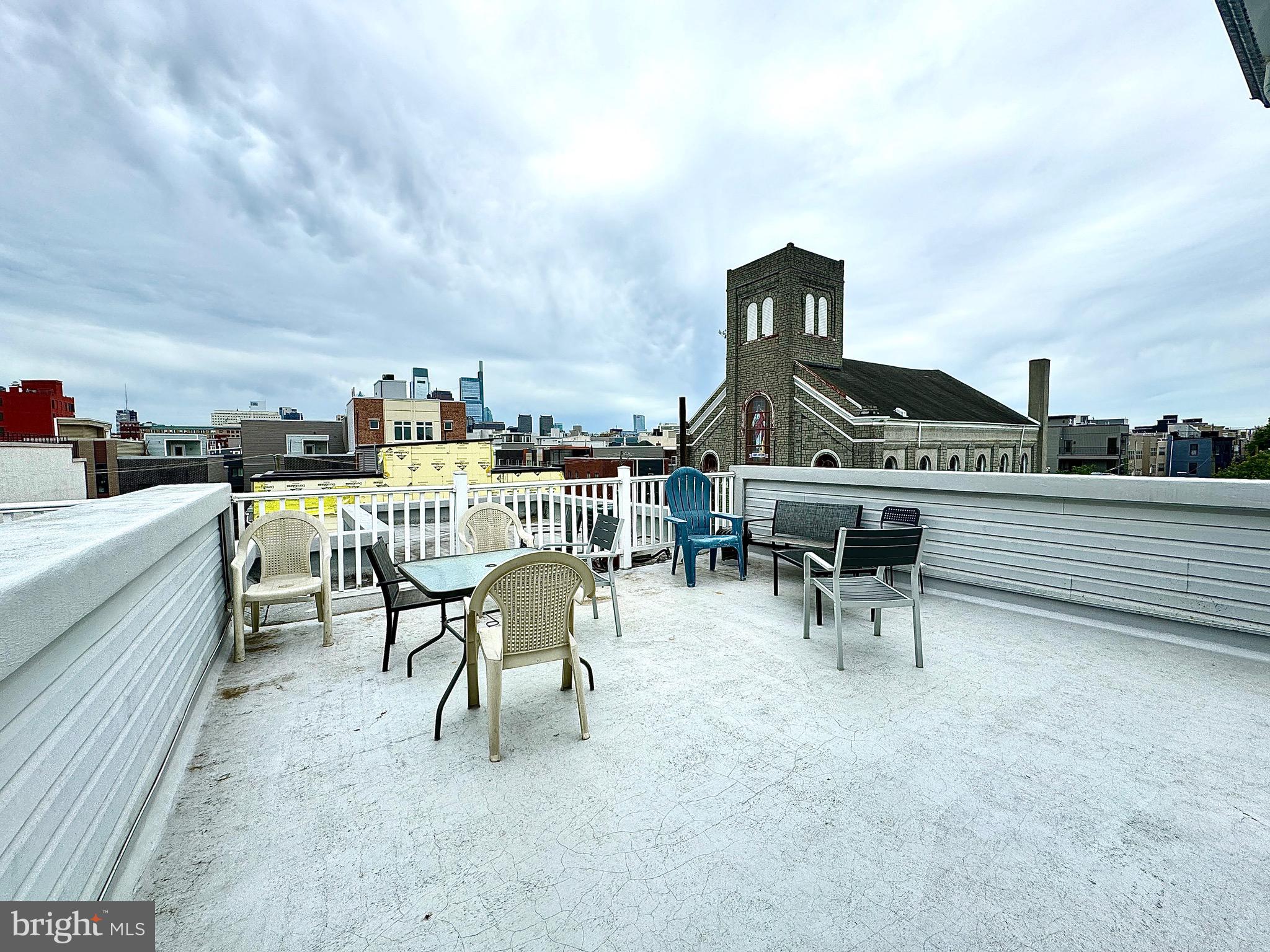 FAIRMOUNT - Residential Income