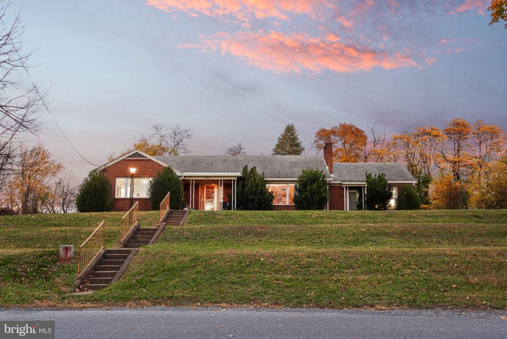 Photo of 401 Village Road, HARRISBURG, PA 17112 (MLS # PADA2051038)