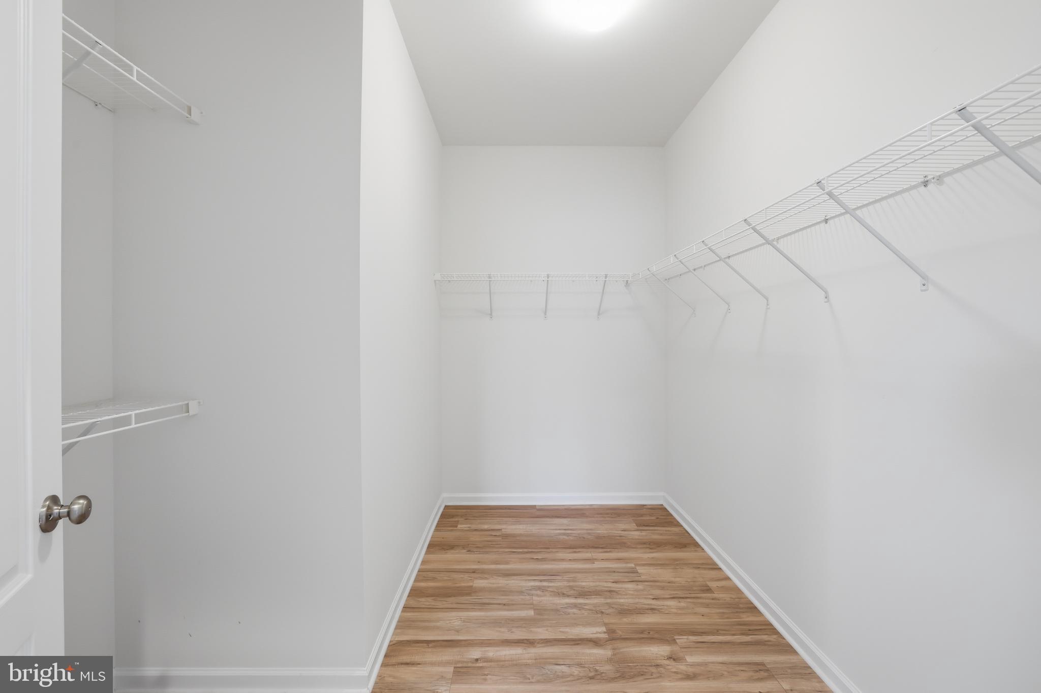 SOUTH RIDING - Residential