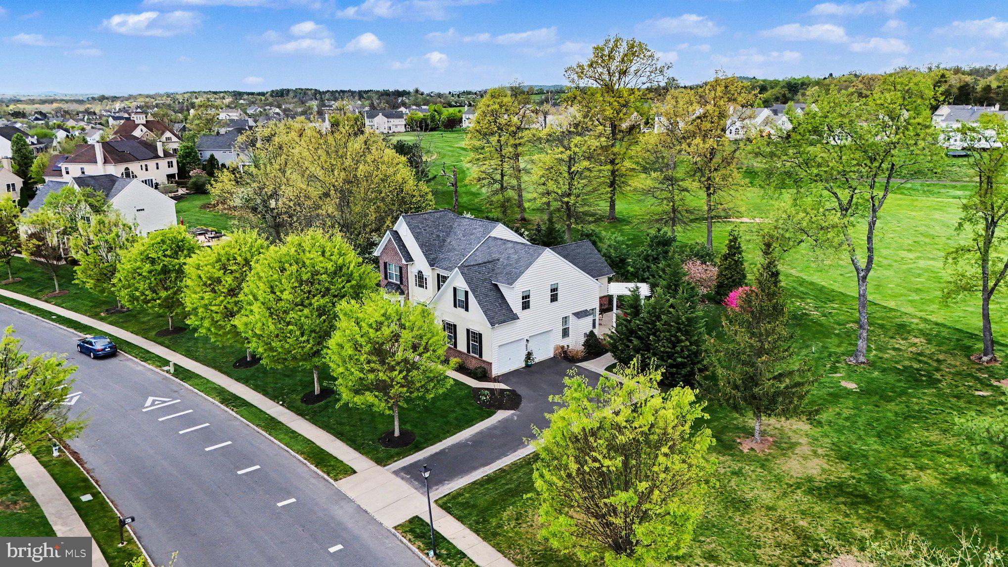 LEDERACH GOLF FAIRWY - Residential