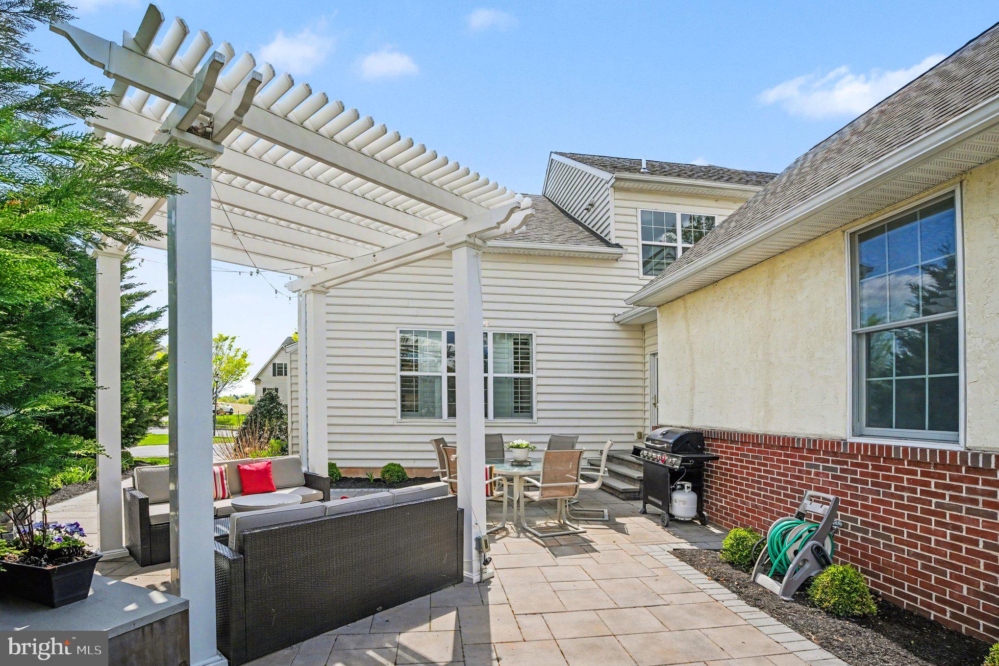 LEDERACH GOLF FAIRWY - Residential