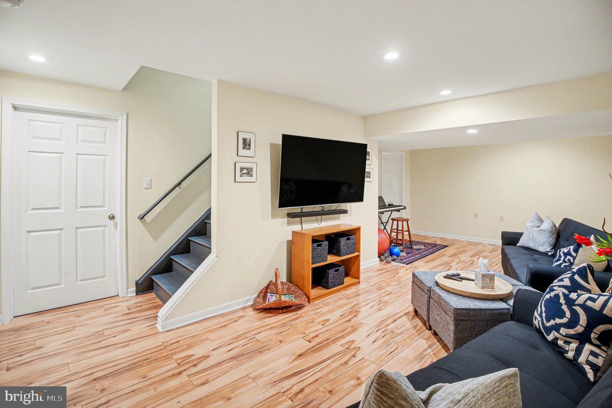 LEDERACH GOLF FAIRWY - Residential