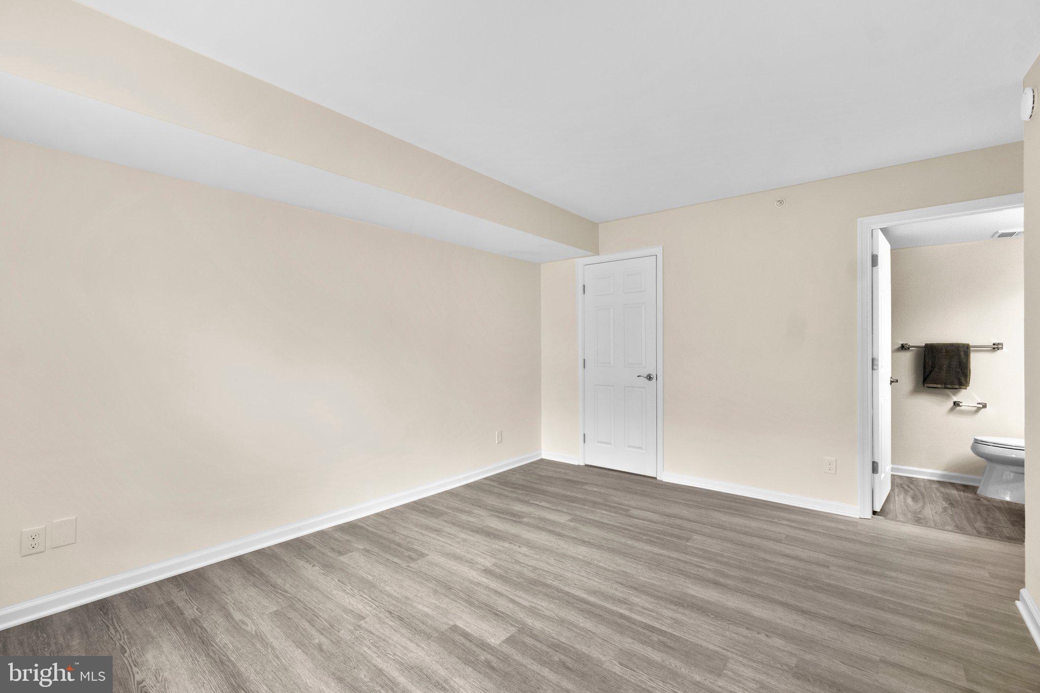 ROSSMOOR MUTUAL #19B - Residential