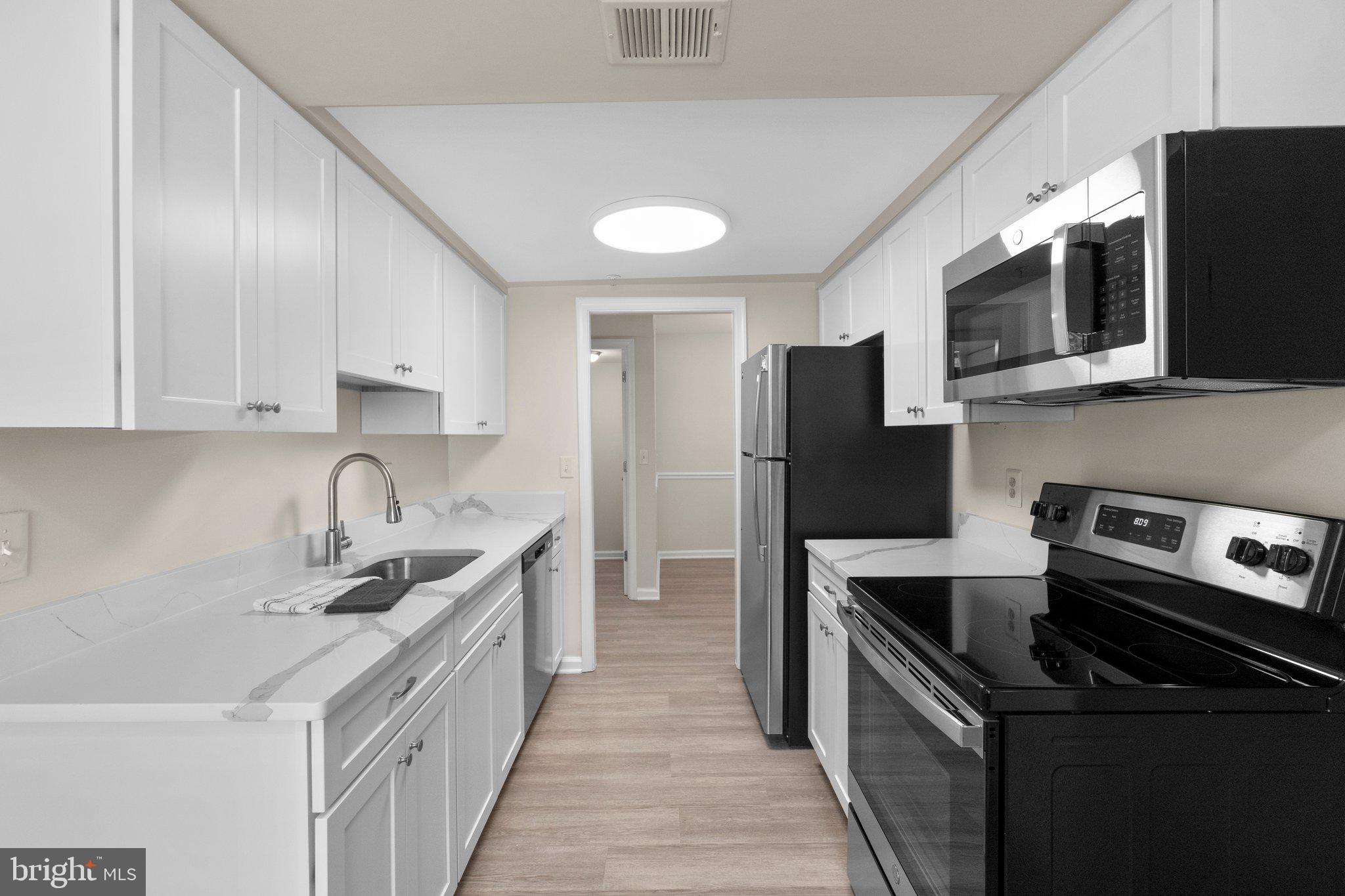 ROSSMOOR MUTUAL #19B - Residential