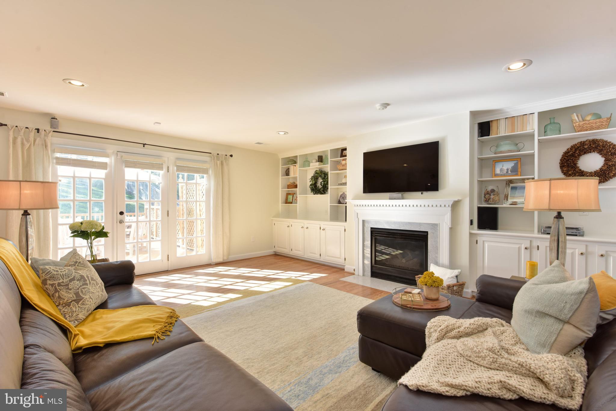 BRADDOCK HEIGHTS - Residential