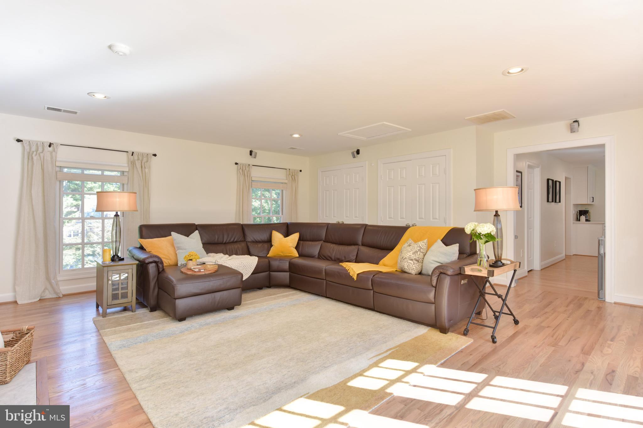 BRADDOCK HEIGHTS - Residential