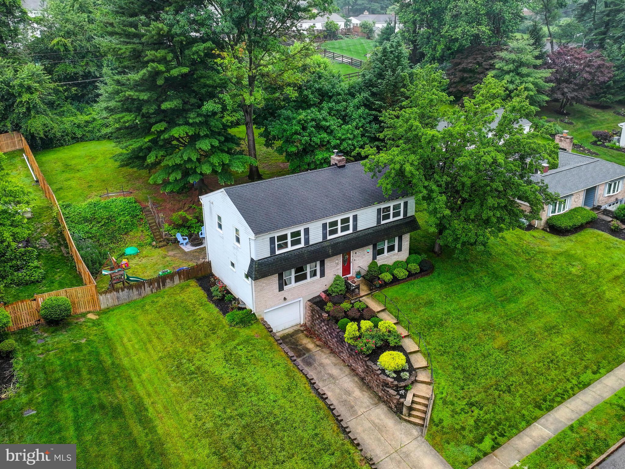 HOMESTEAD VILLAGE - Residential