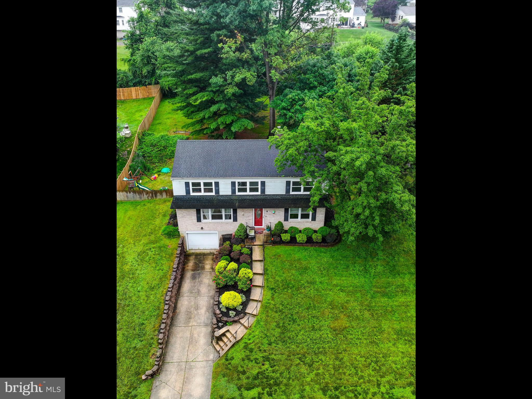 HOMESTEAD VILLAGE - Residential