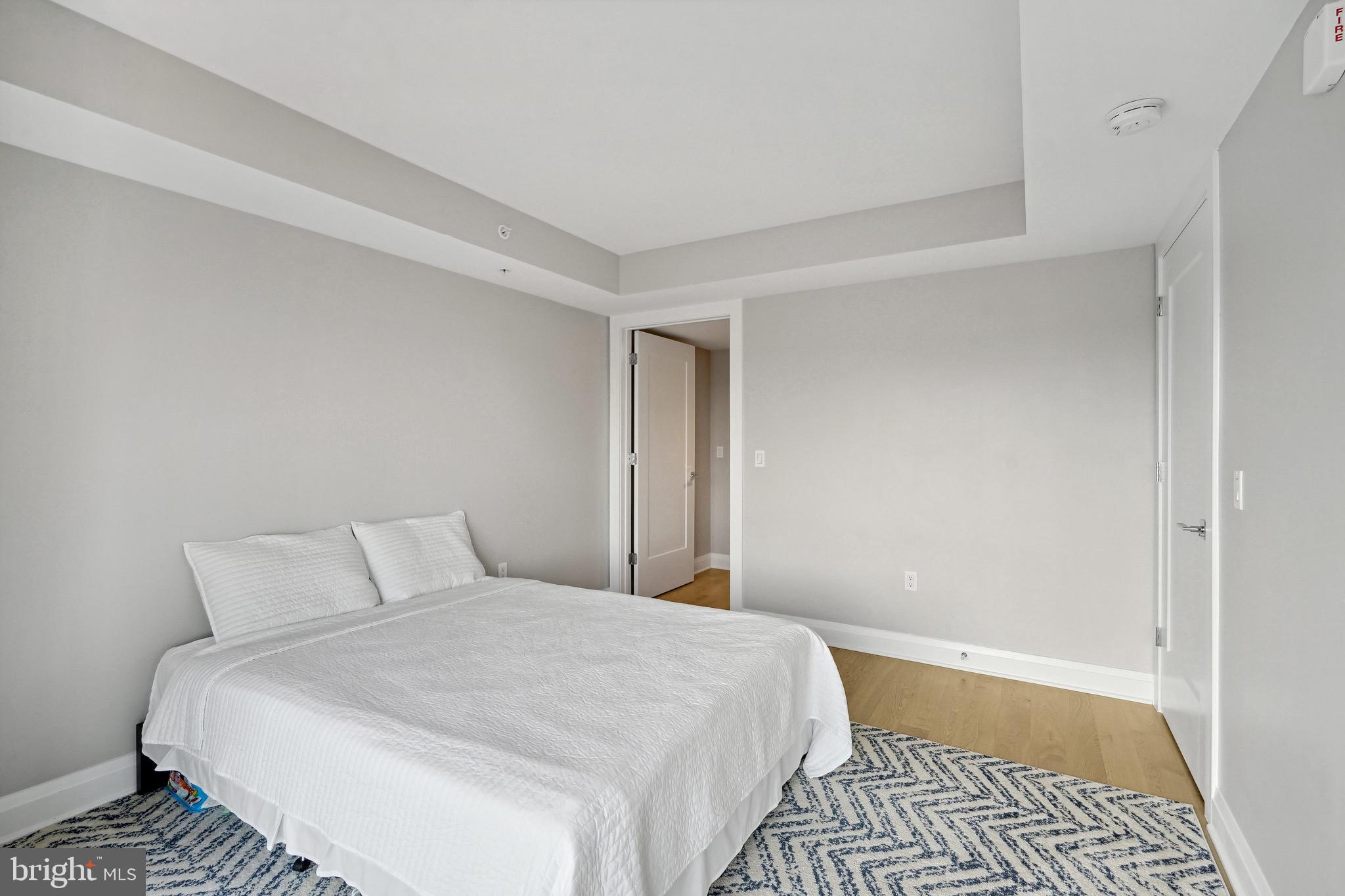 OLD TOWN NORTH - Residential Lease