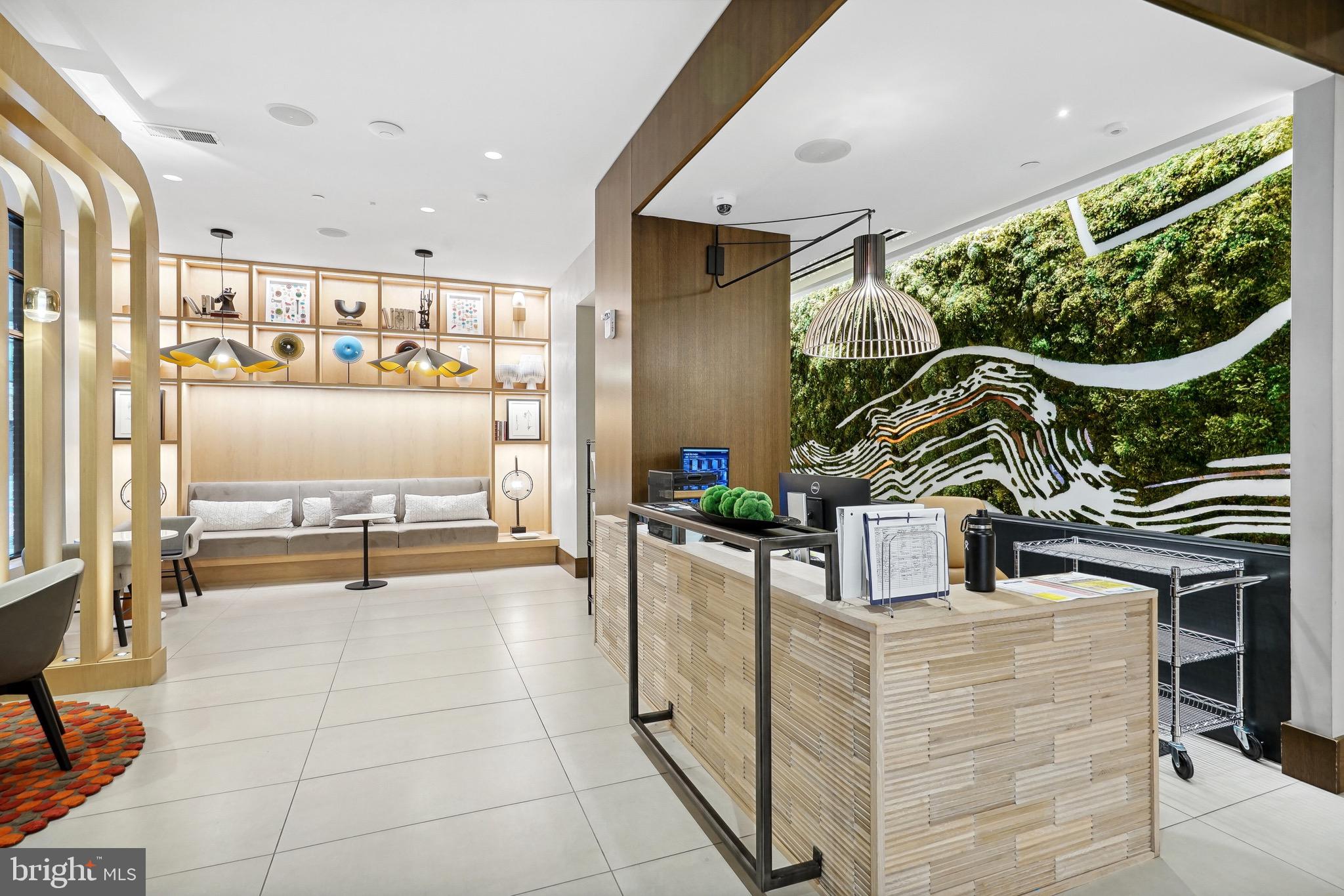 OLD TOWN NORTH - Residential Lease