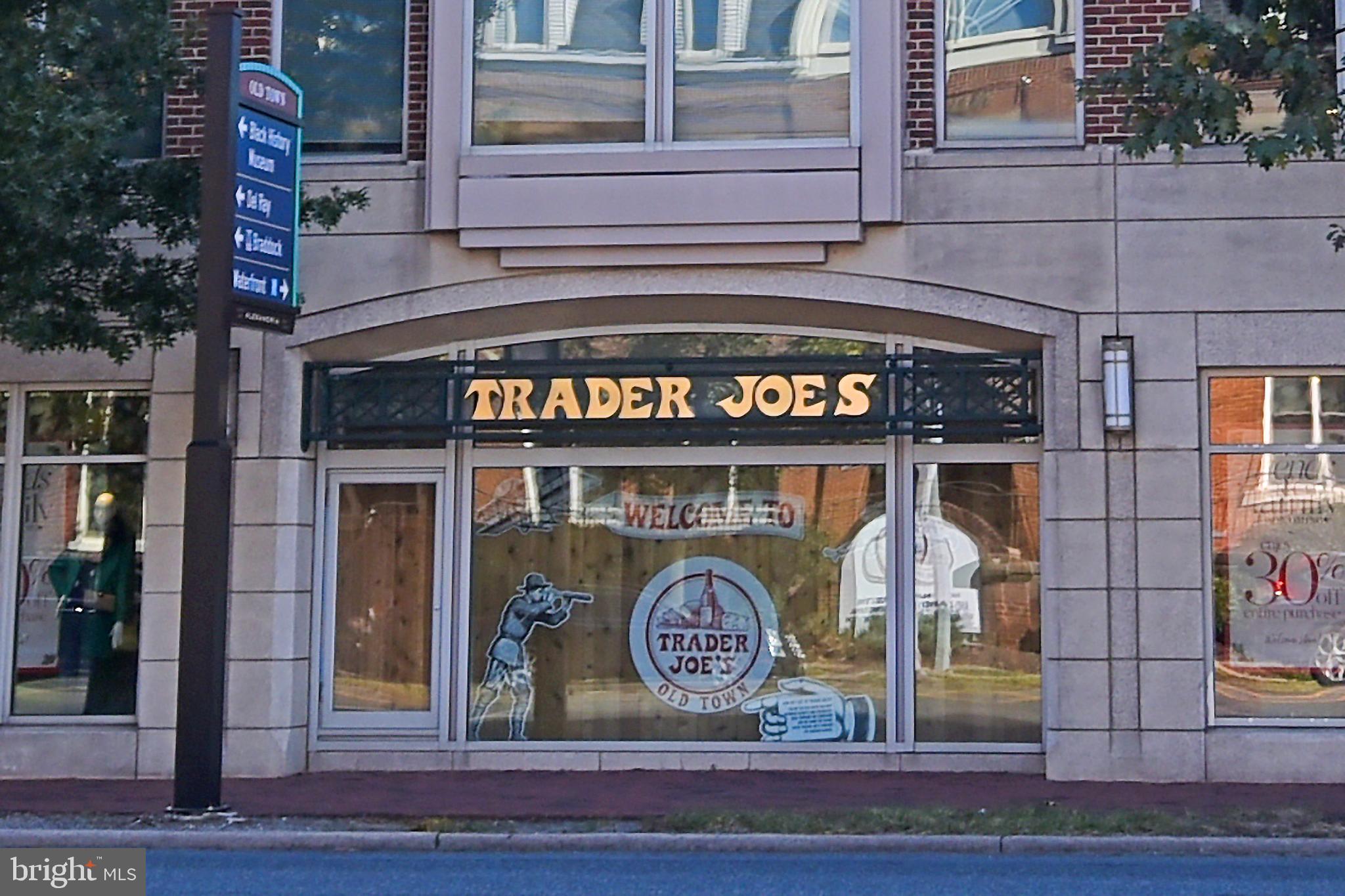 OLD TOWN NORTH - Residential Lease