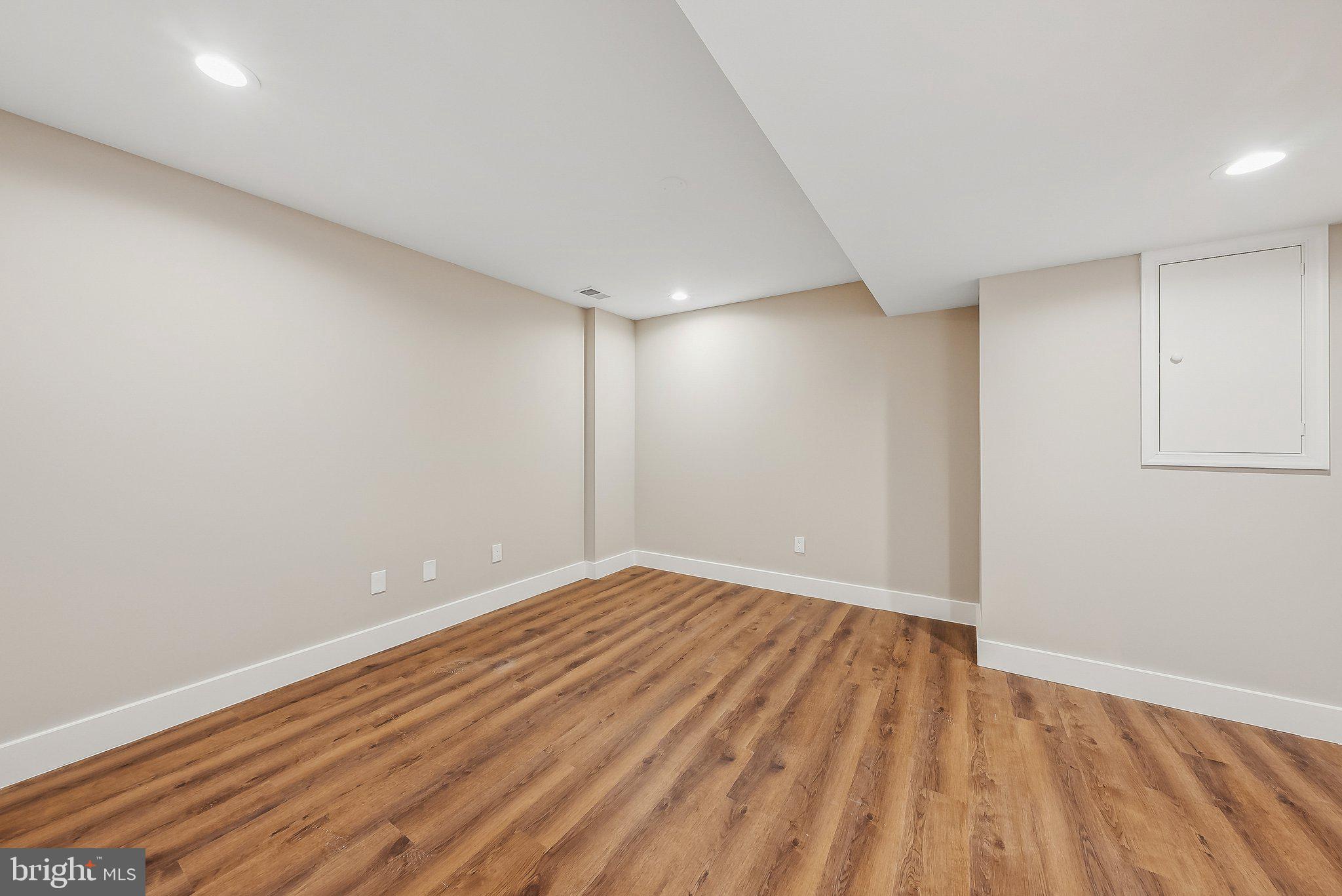 BRAMBLETON - Residential