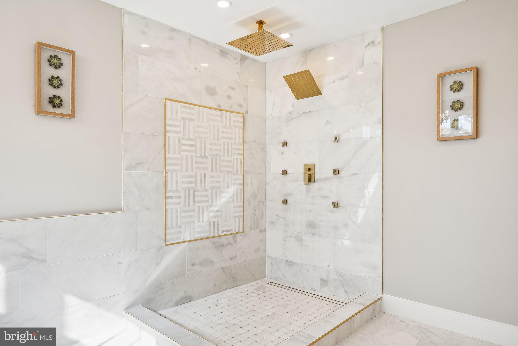 BRAMBLETON - Residential