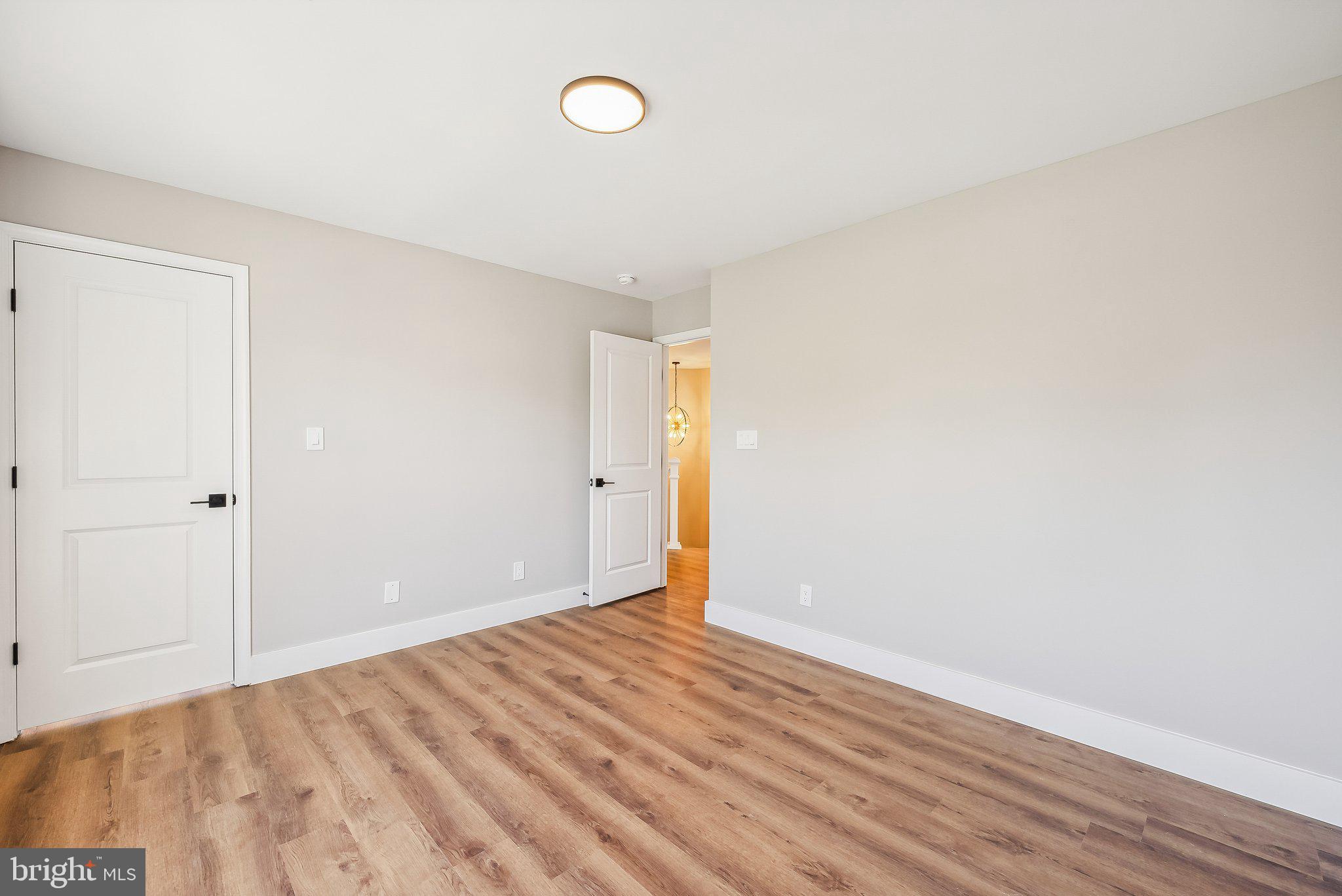 BRAMBLETON - Residential