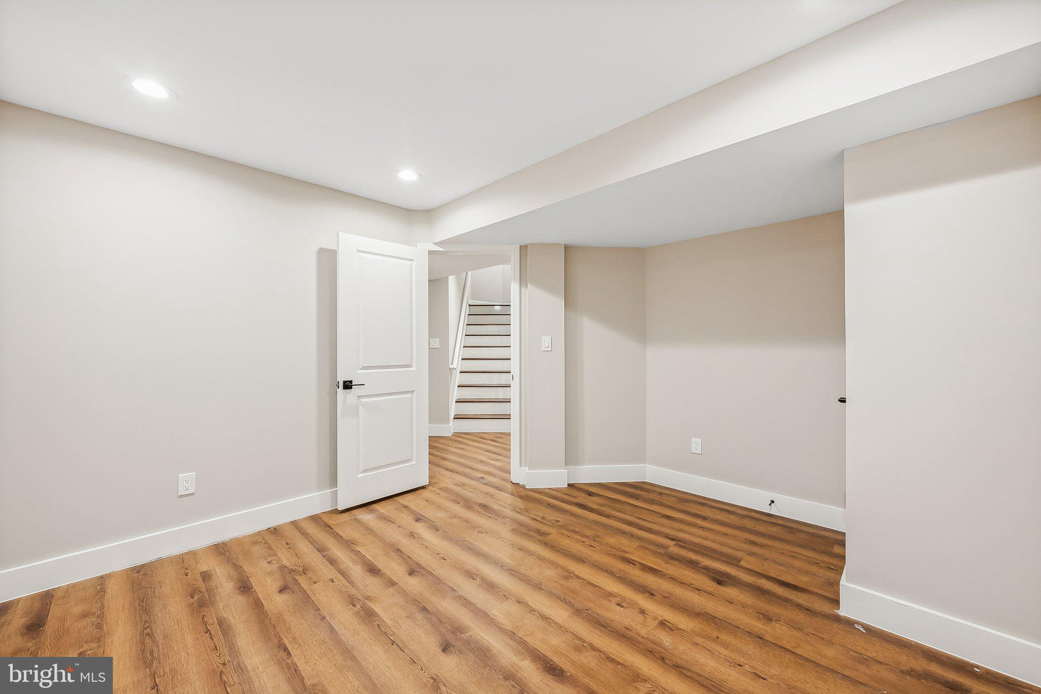 BRAMBLETON - Residential