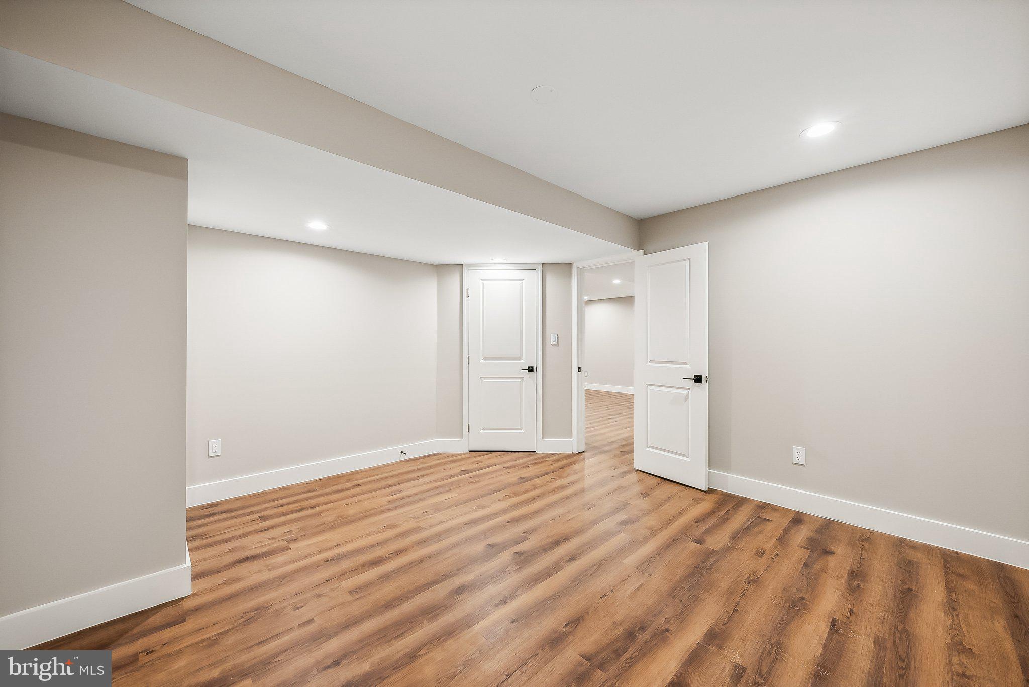 BRAMBLETON - Residential