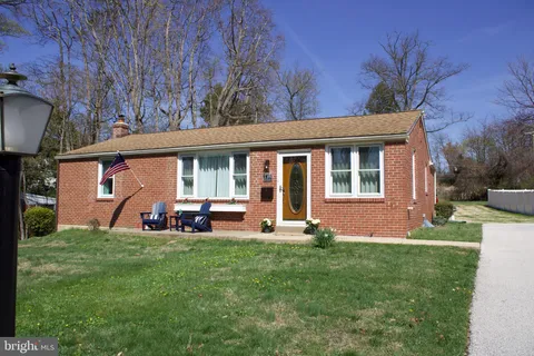 MLS: PADE2112328