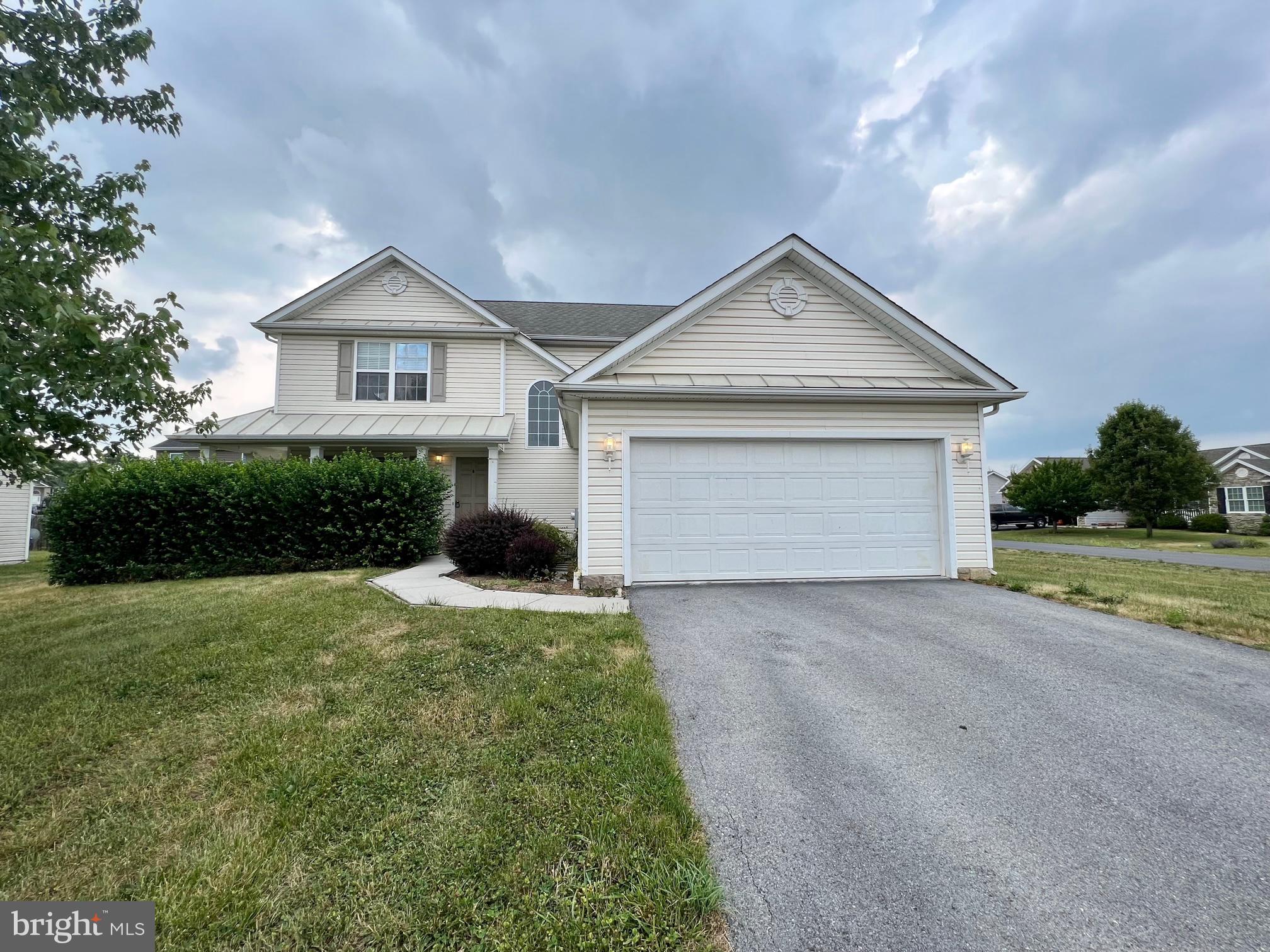 CRESTFIELD - Residential Lease