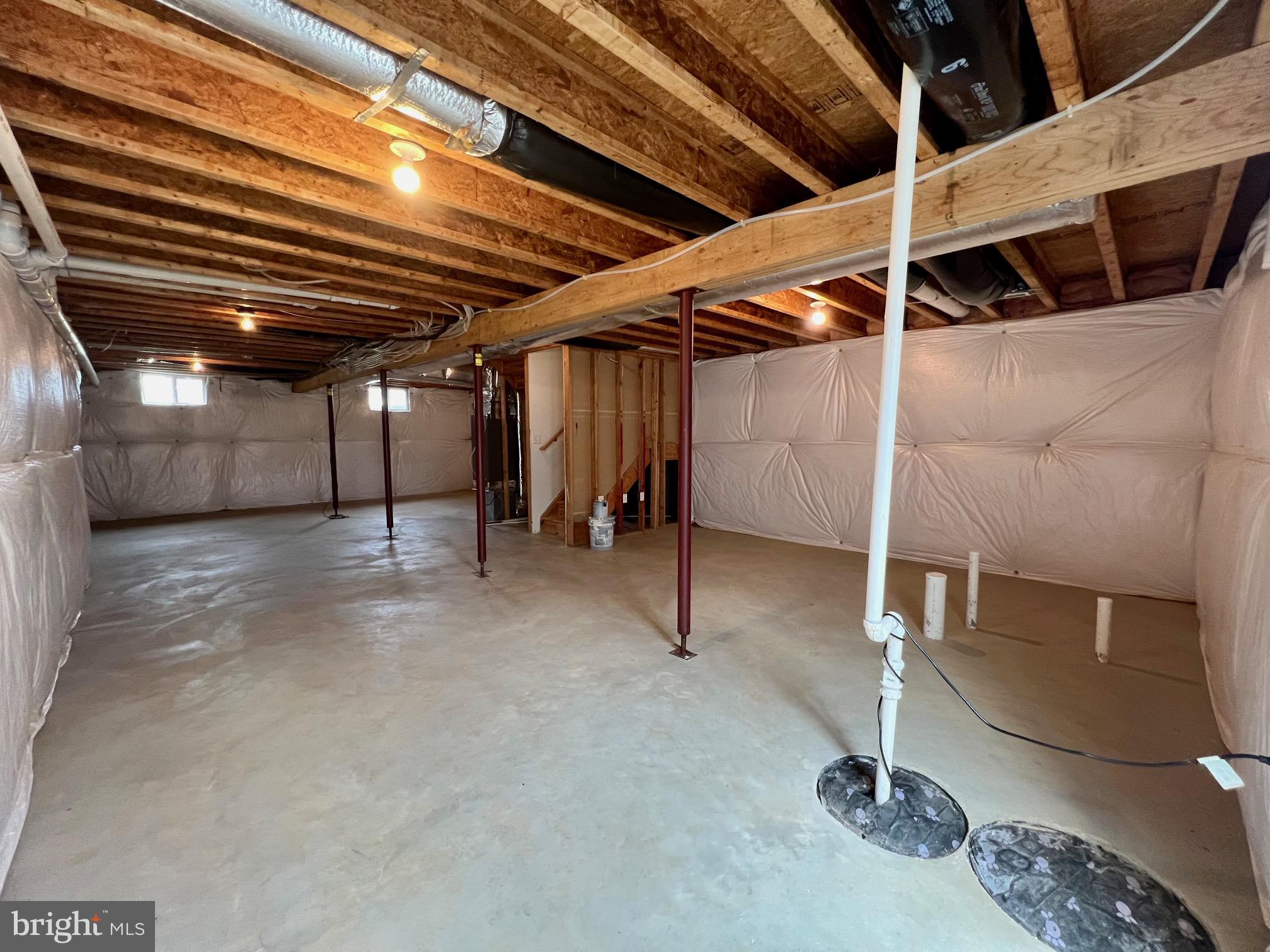 CRESTFIELD - Residential Lease