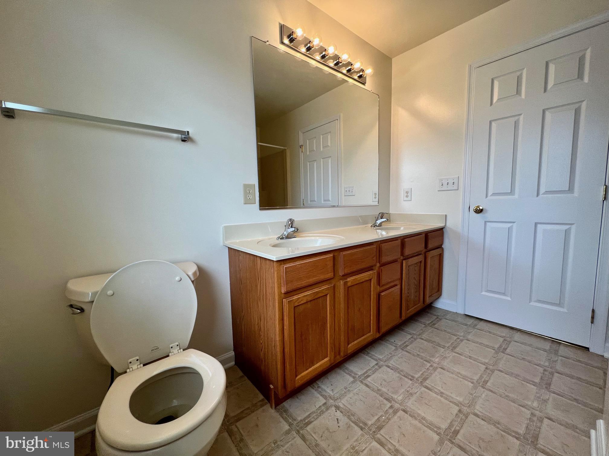 CRESTFIELD - Residential Lease