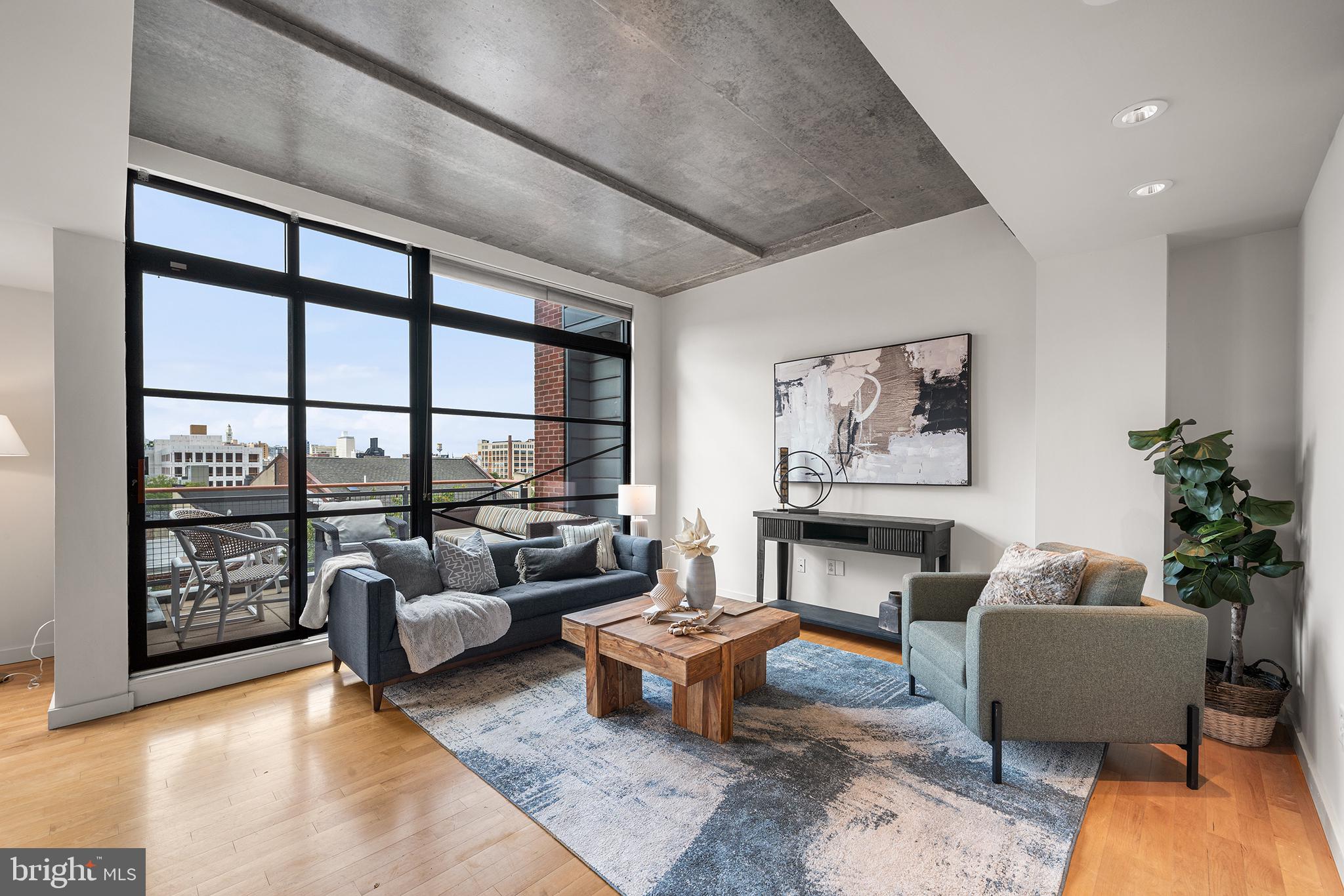 317-319 VINE STREET 511