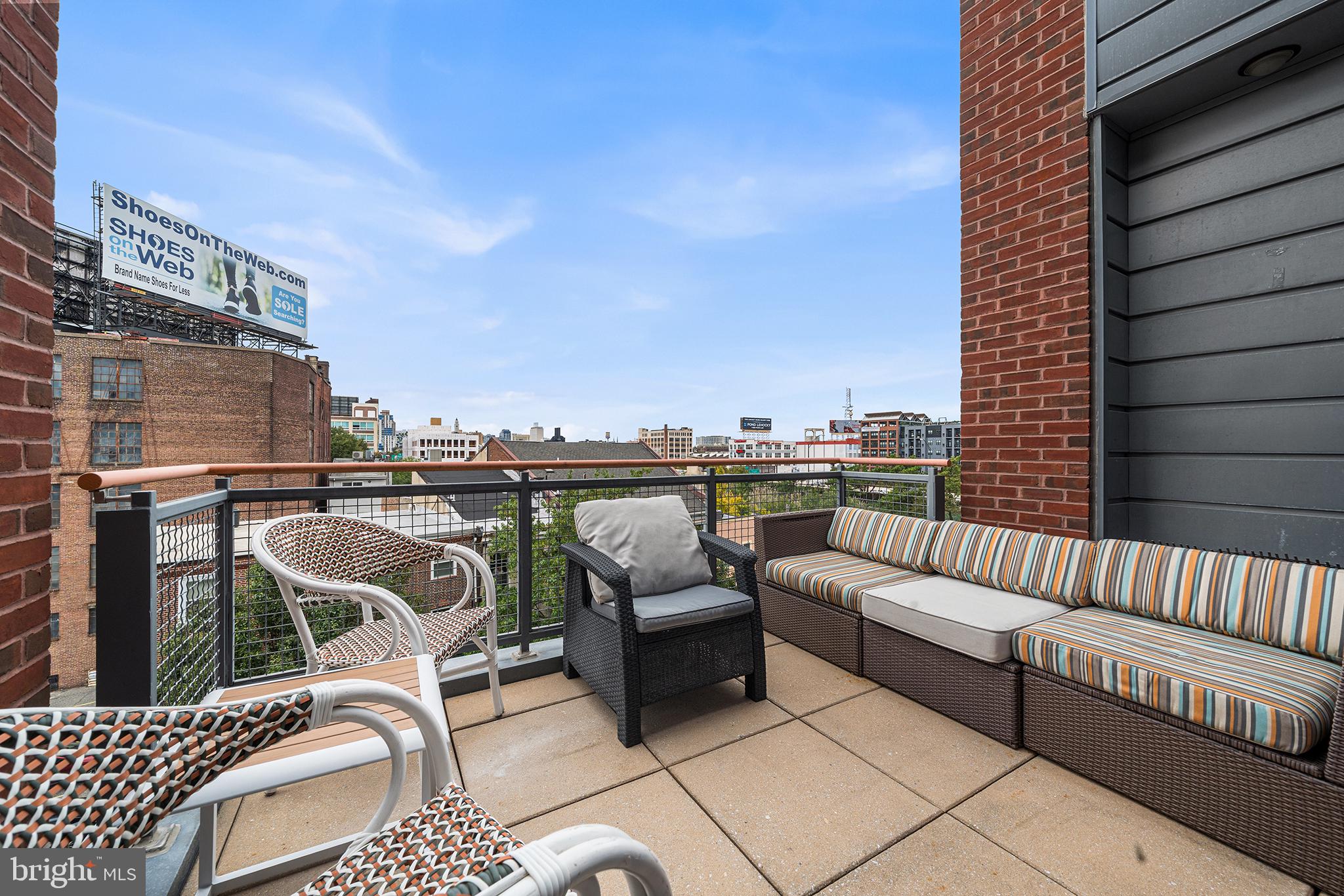 317-319 VINE STREET 511