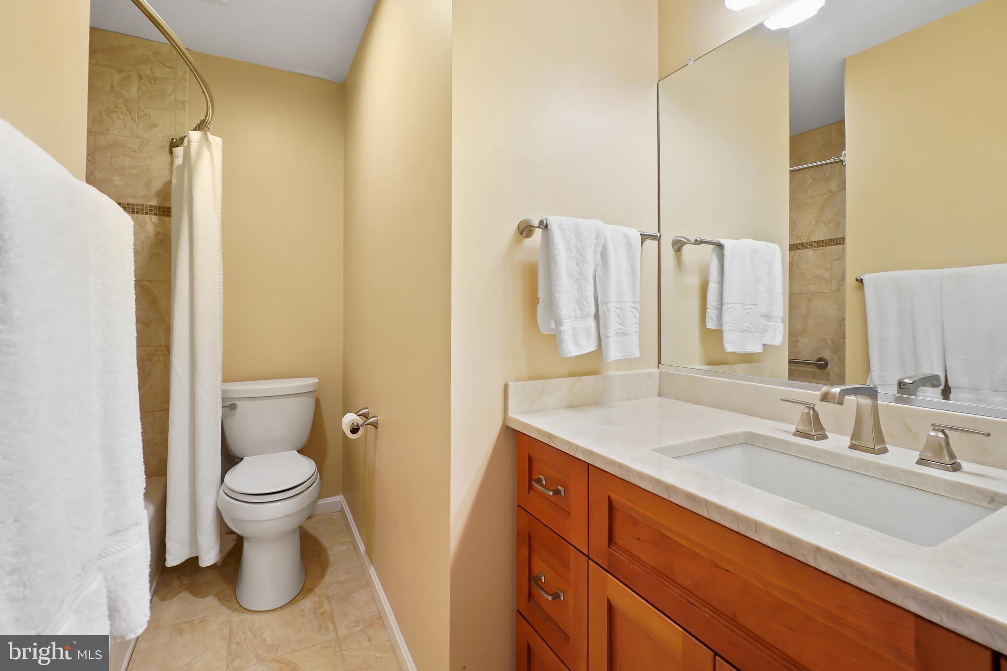 STRATTON COMMONS - Residential