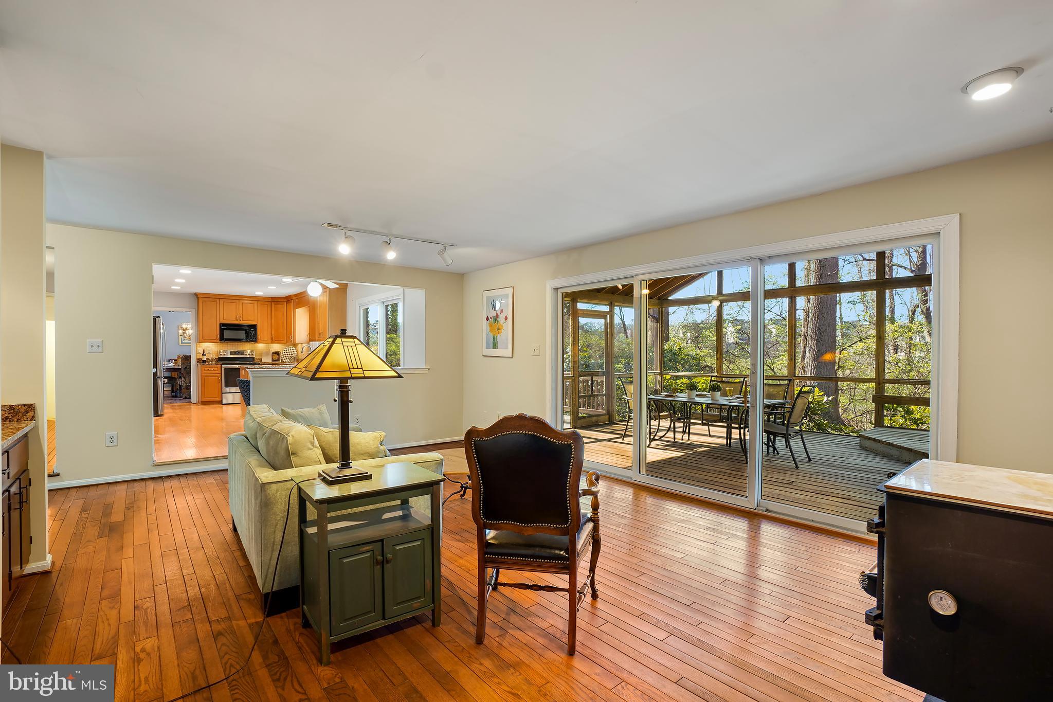 STRATTON COMMONS - Residential