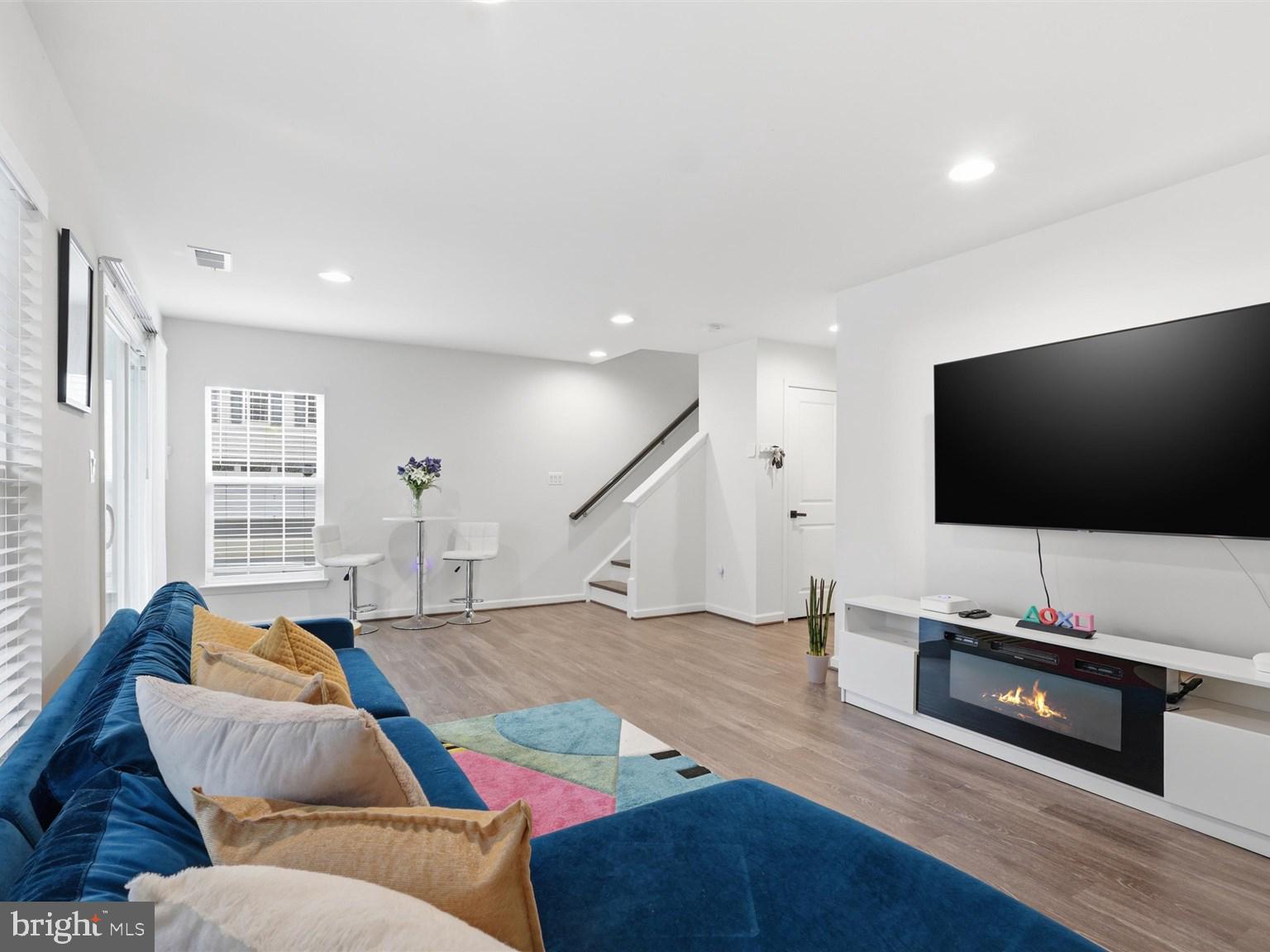 WALKER STATION - Residential