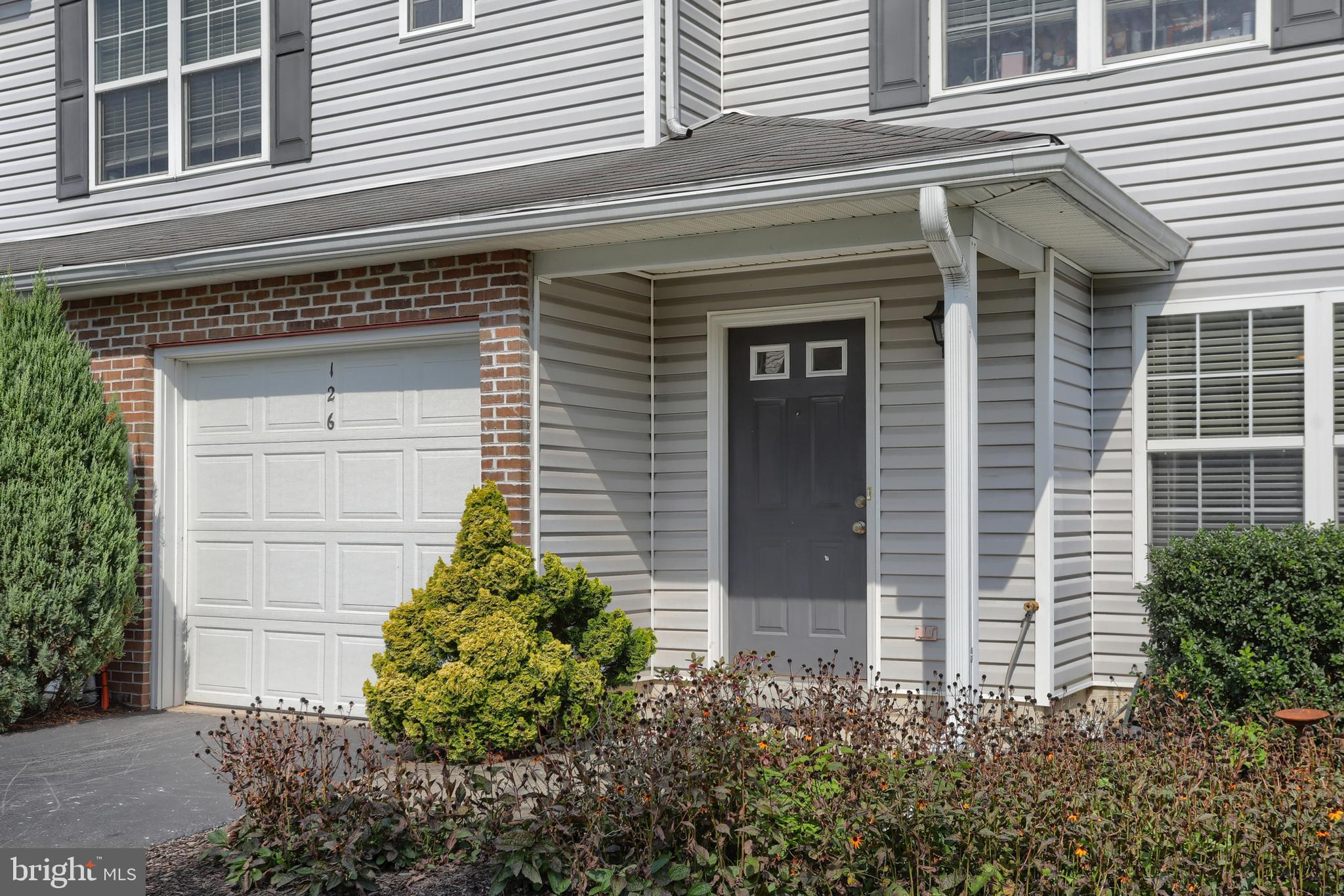 VILLAS AT HERSHEY MEADOWS - Residential