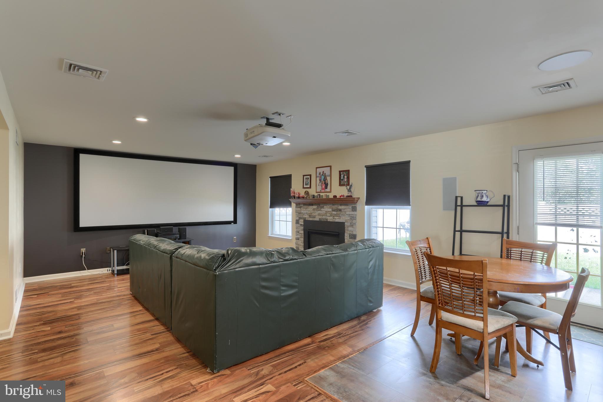 VILLAS AT HERSHEY MEADOWS - Residential