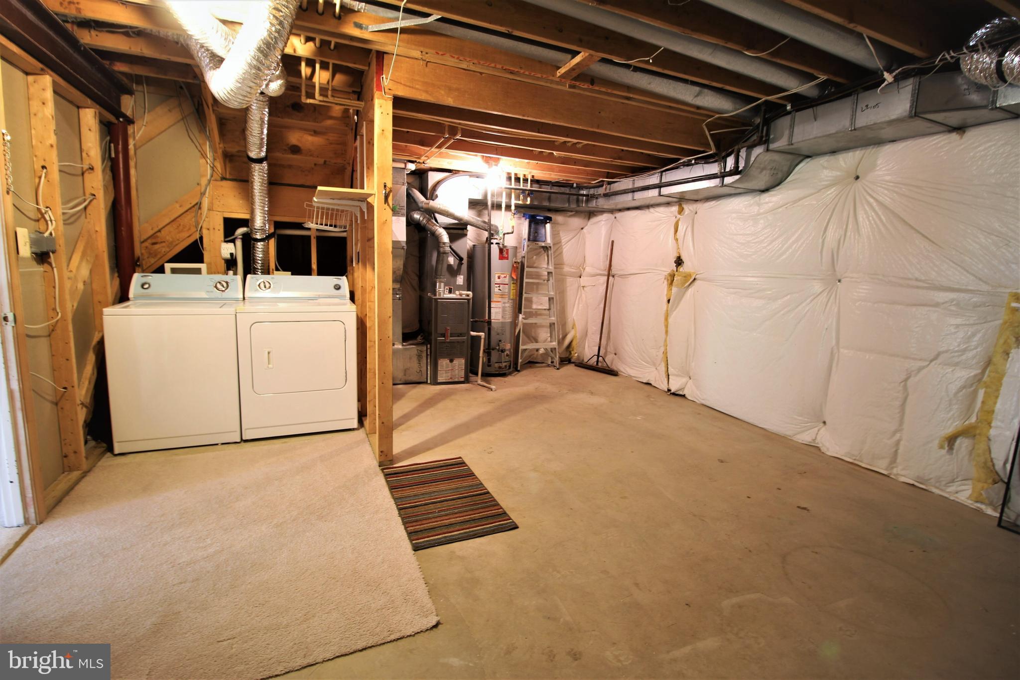 RIDGELEIGH - Residential Lease