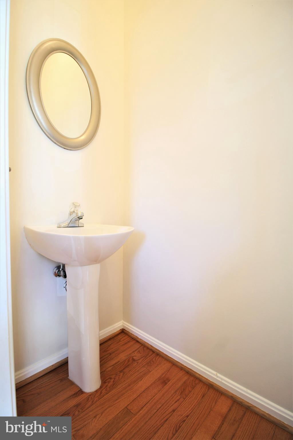 RIDGELEIGH - Residential Lease