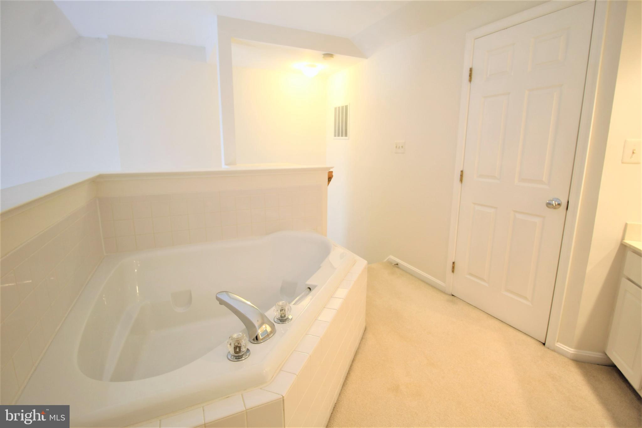 RIDGELEIGH - Residential Lease