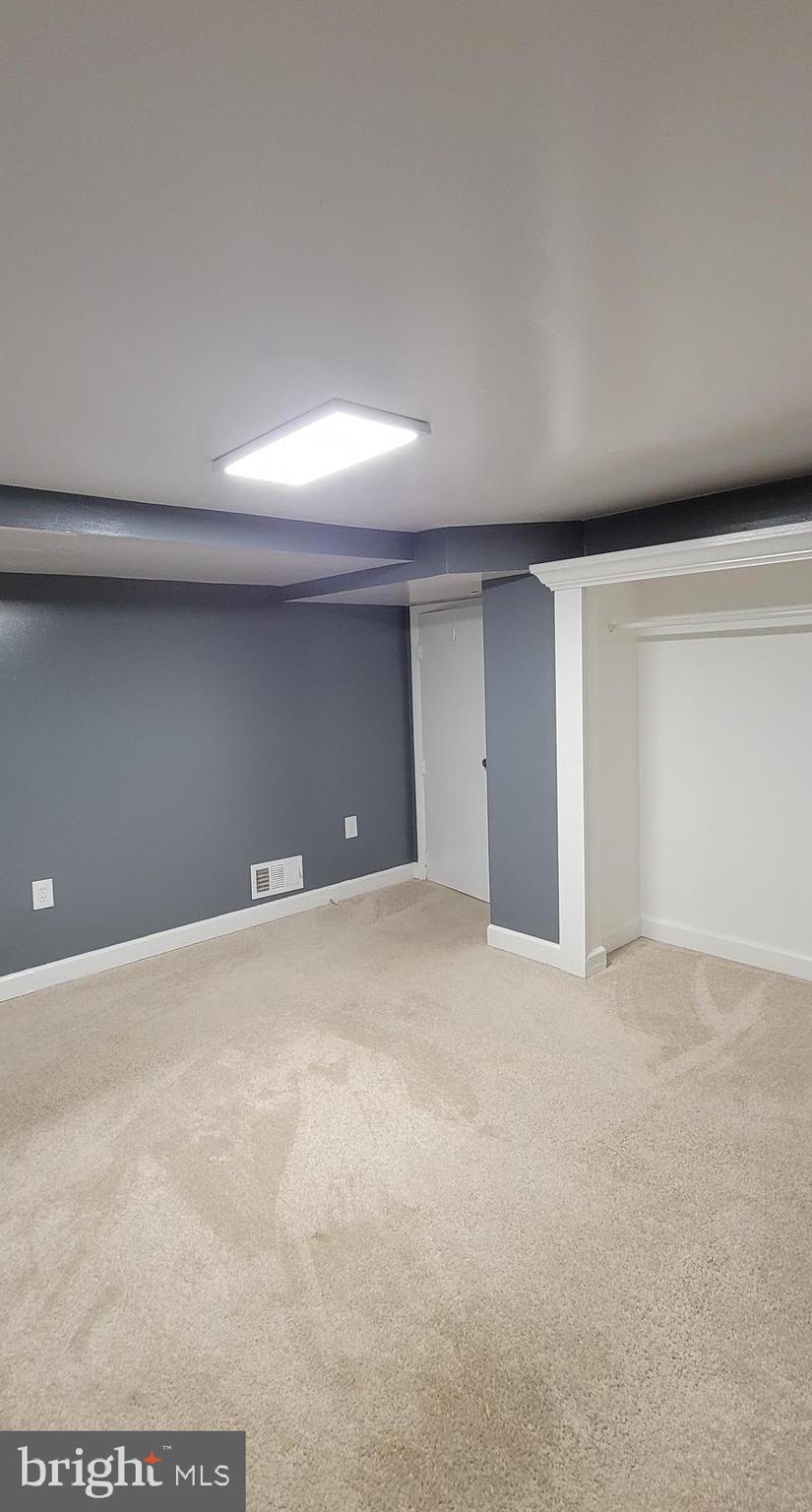 GLENMONT VILLAGE - Residential