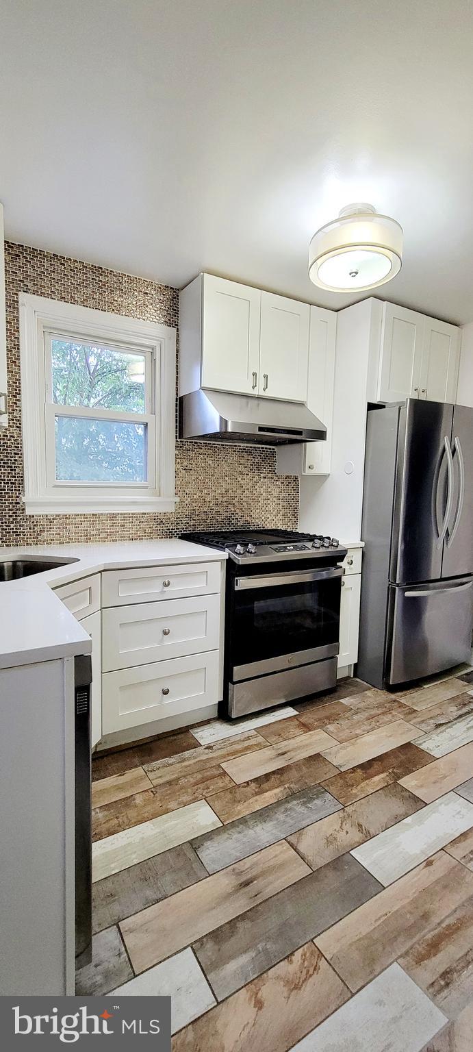 GLENMONT VILLAGE - Residential