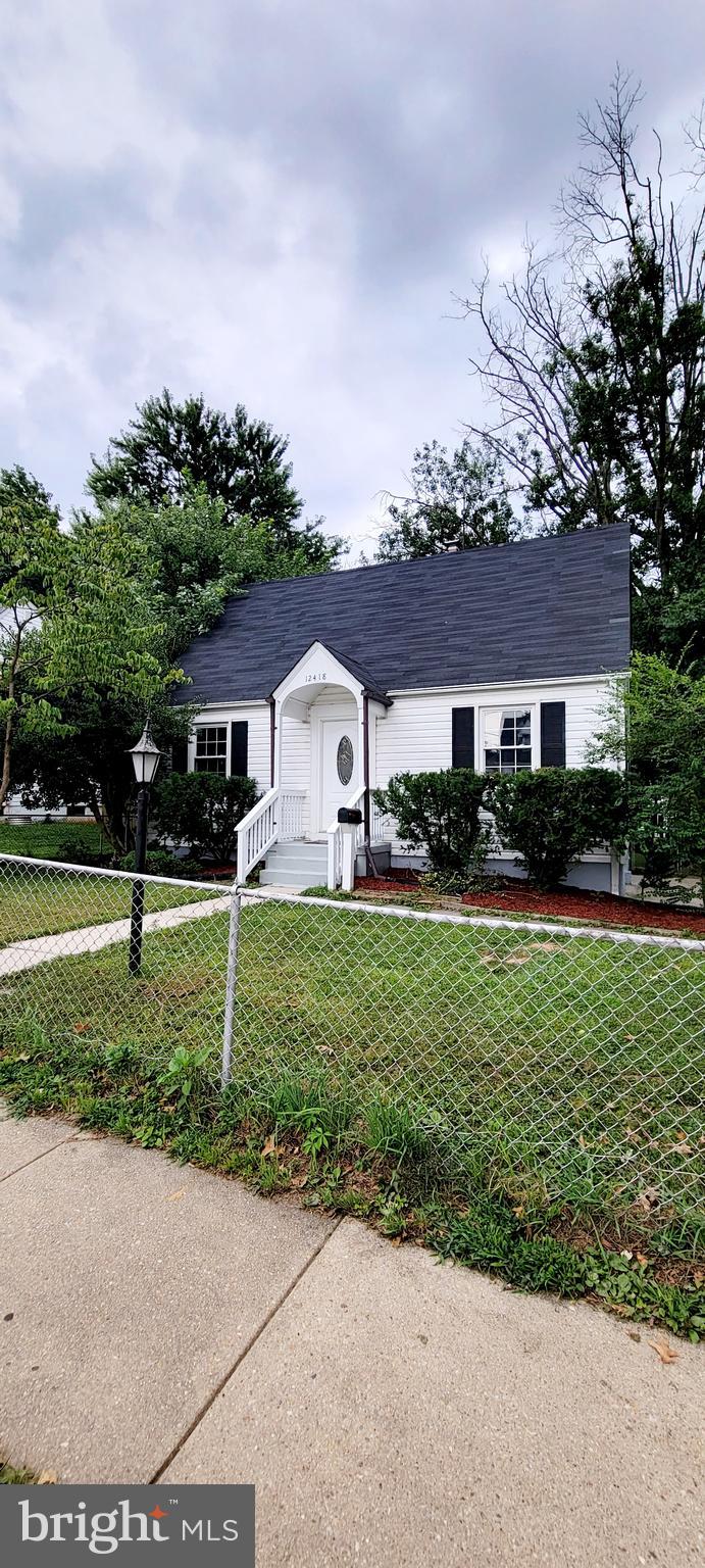 GLENMONT VILLAGE - Residential