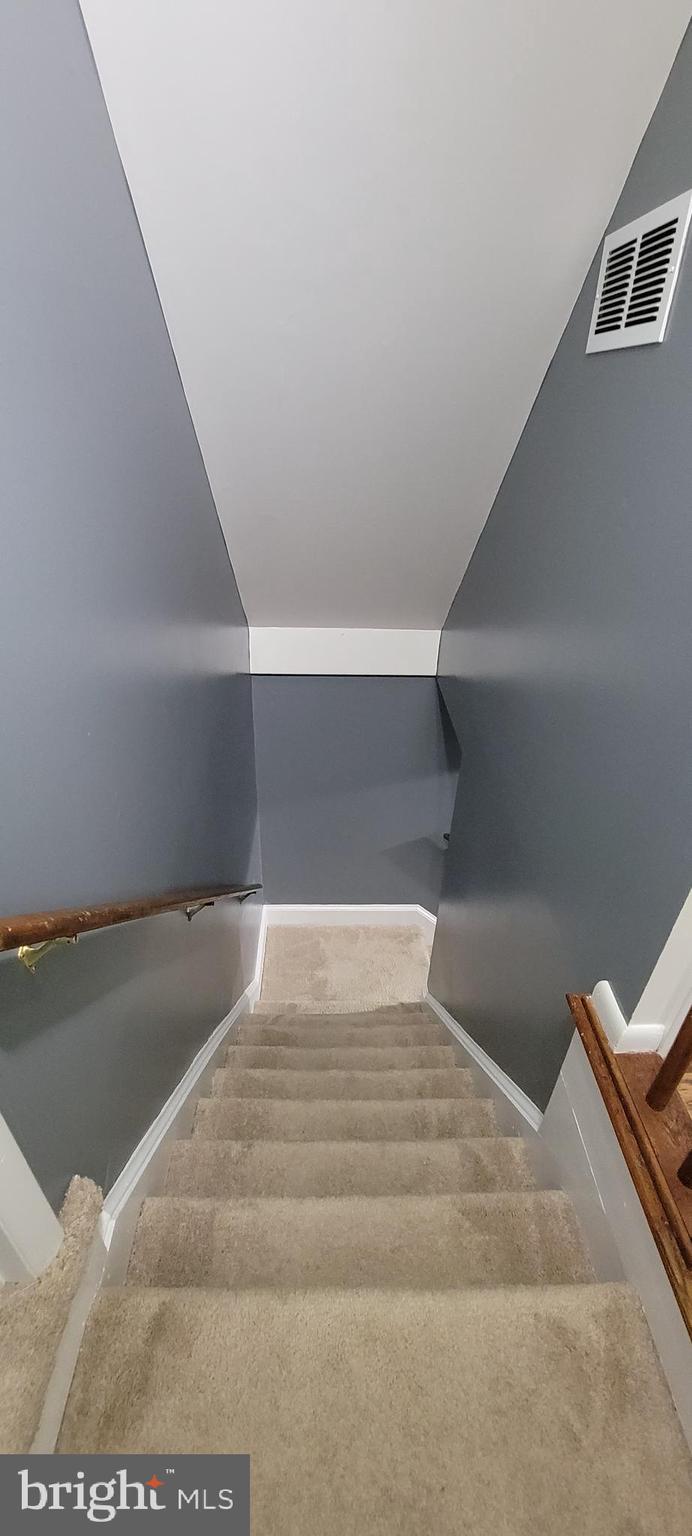 GLENMONT VILLAGE - Residential