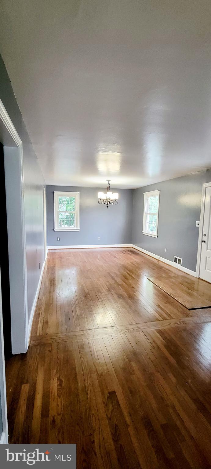 GLENMONT VILLAGE - Residential