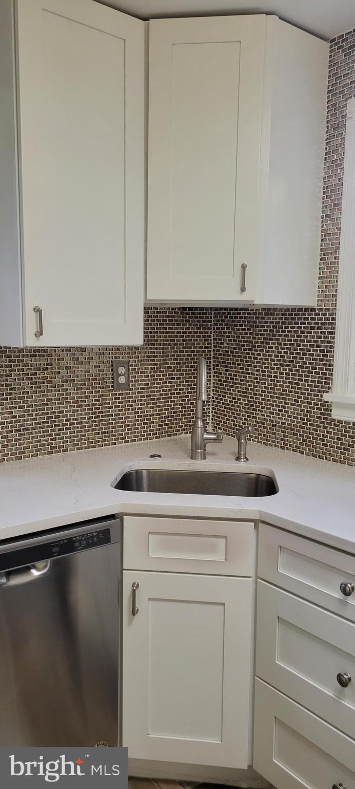 GLENMONT VILLAGE - Residential