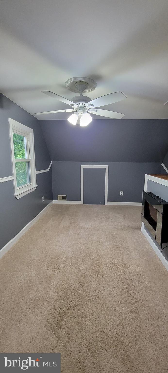 GLENMONT VILLAGE - Residential