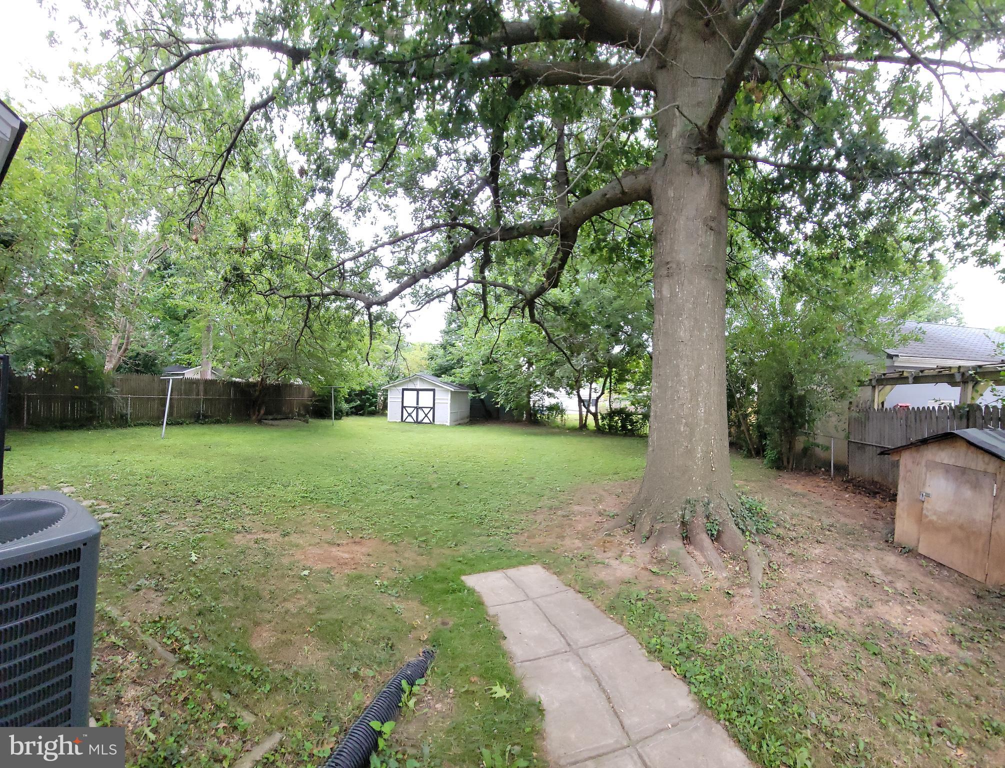 GLENMONT VILLAGE - Residential