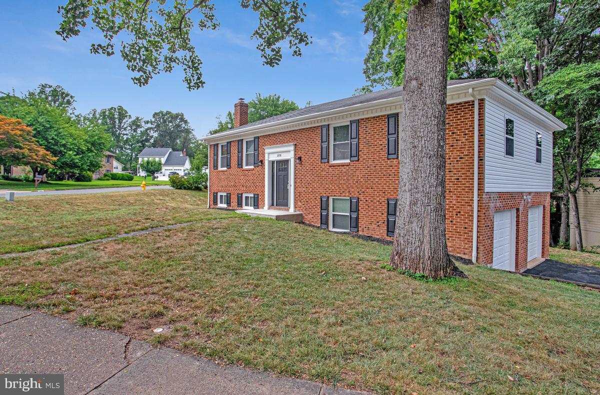 3998 HIDDEN VALLEY COURT