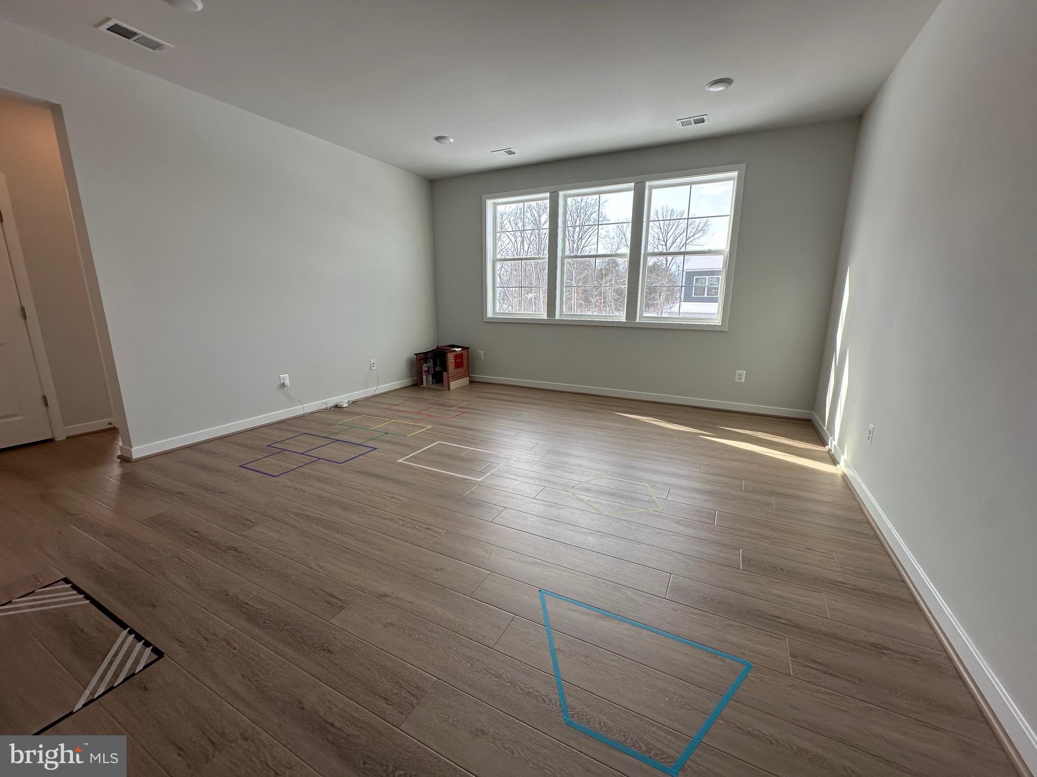 BRAMBLETON WEST PARK - Residential Lease