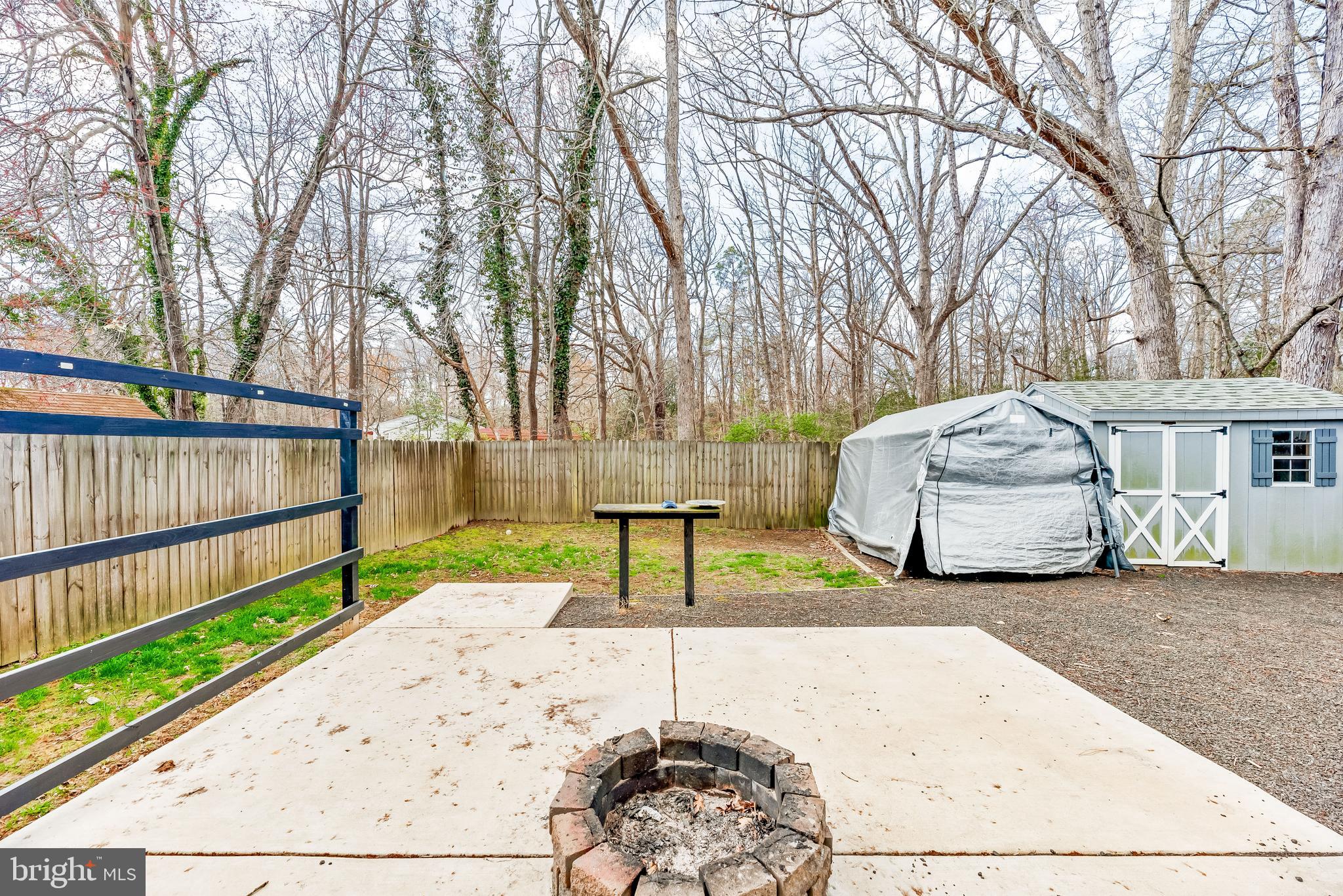 SOUTH HAMPTON - Residential